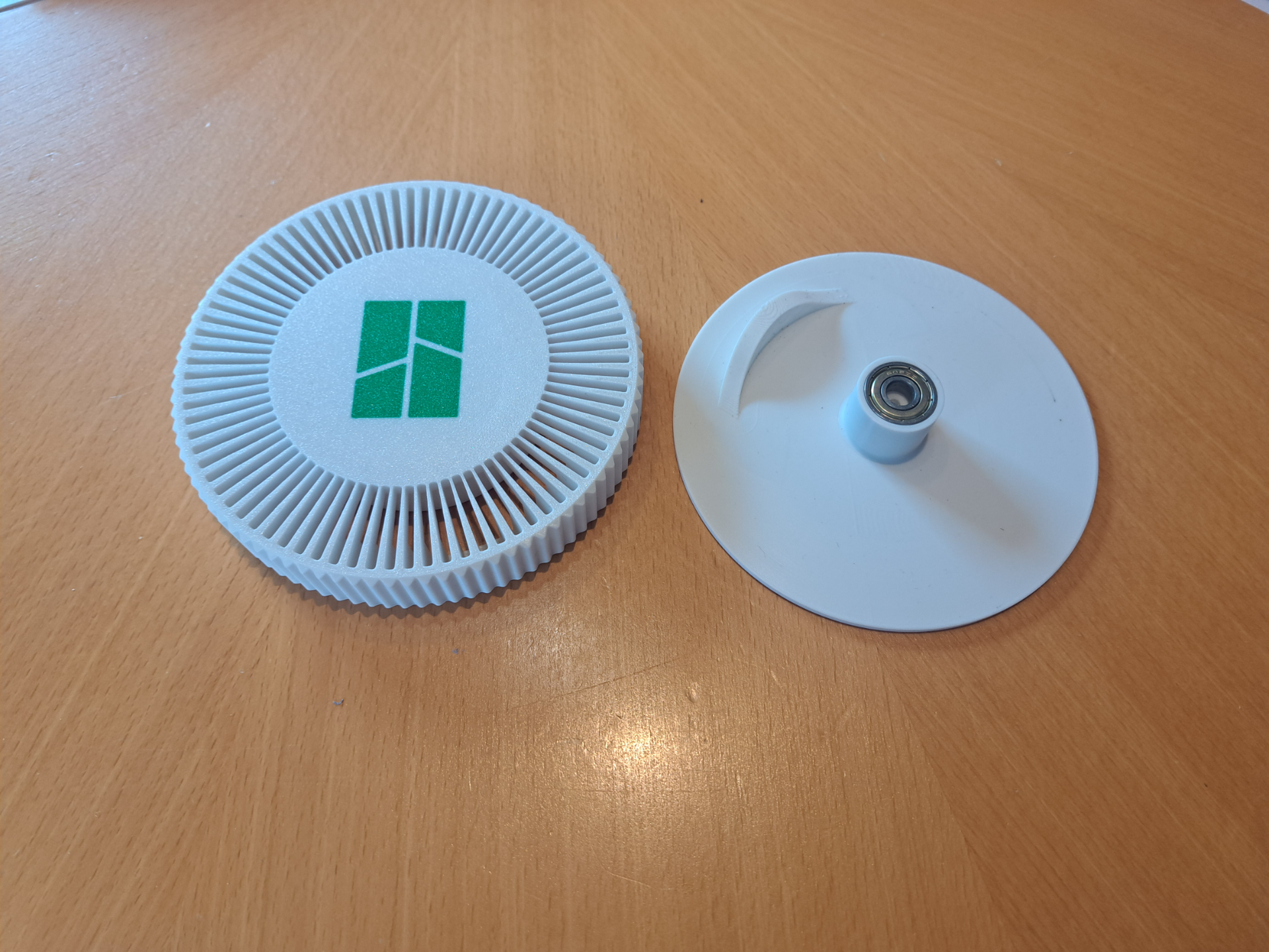 Spinning filament swatch box (with 608zz bearing)