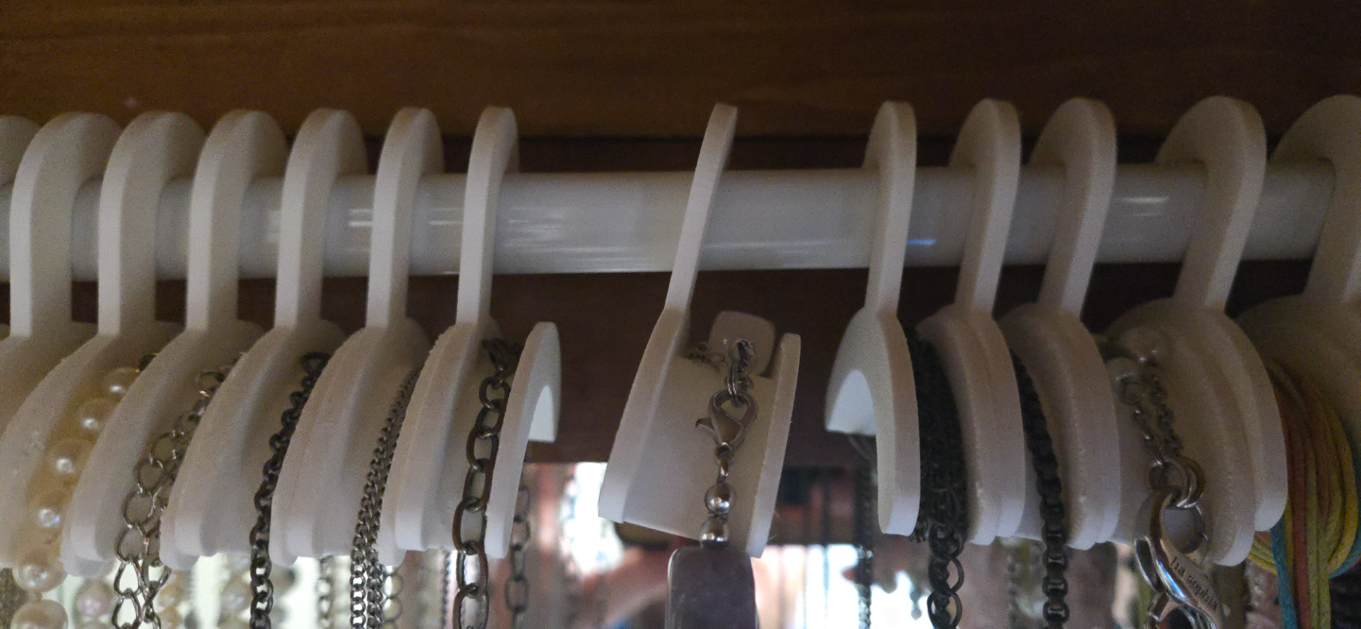 Necklace Hanger