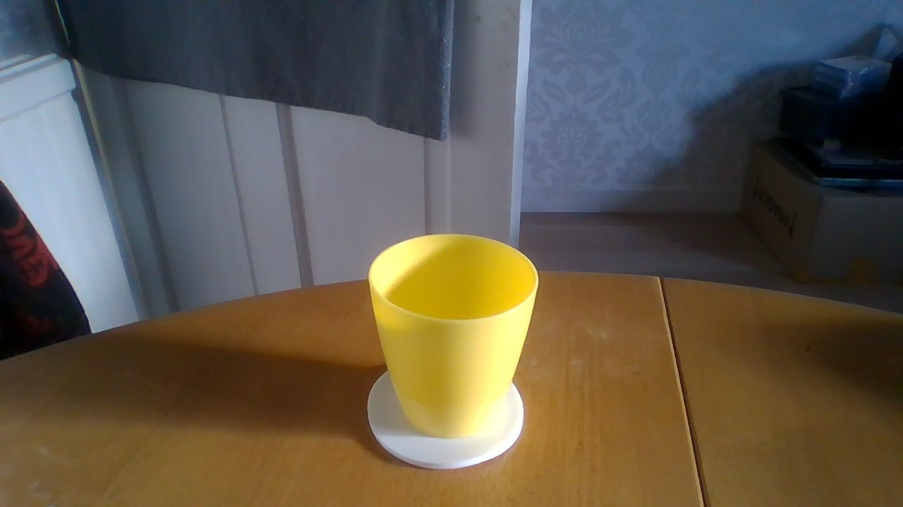Quick making coaster for cups and mugs.