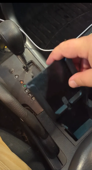 Toyota RAV4 Phone Holder (3rd Gen, '09-12)
