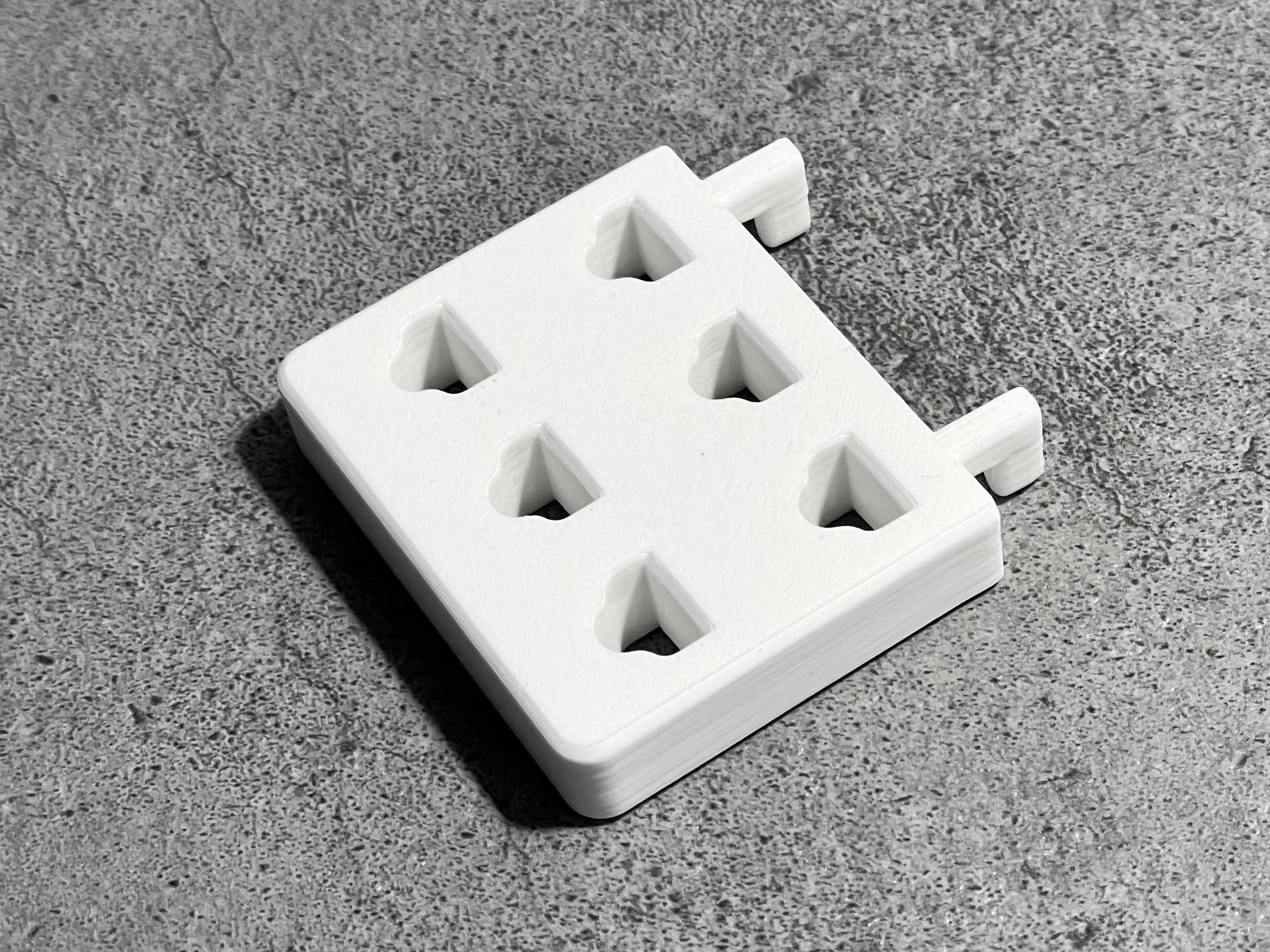 Skadis H2D Nozzle Holder