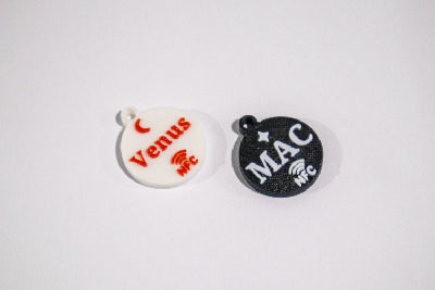 Placa para mascota Brillo 30x35mm con NFC