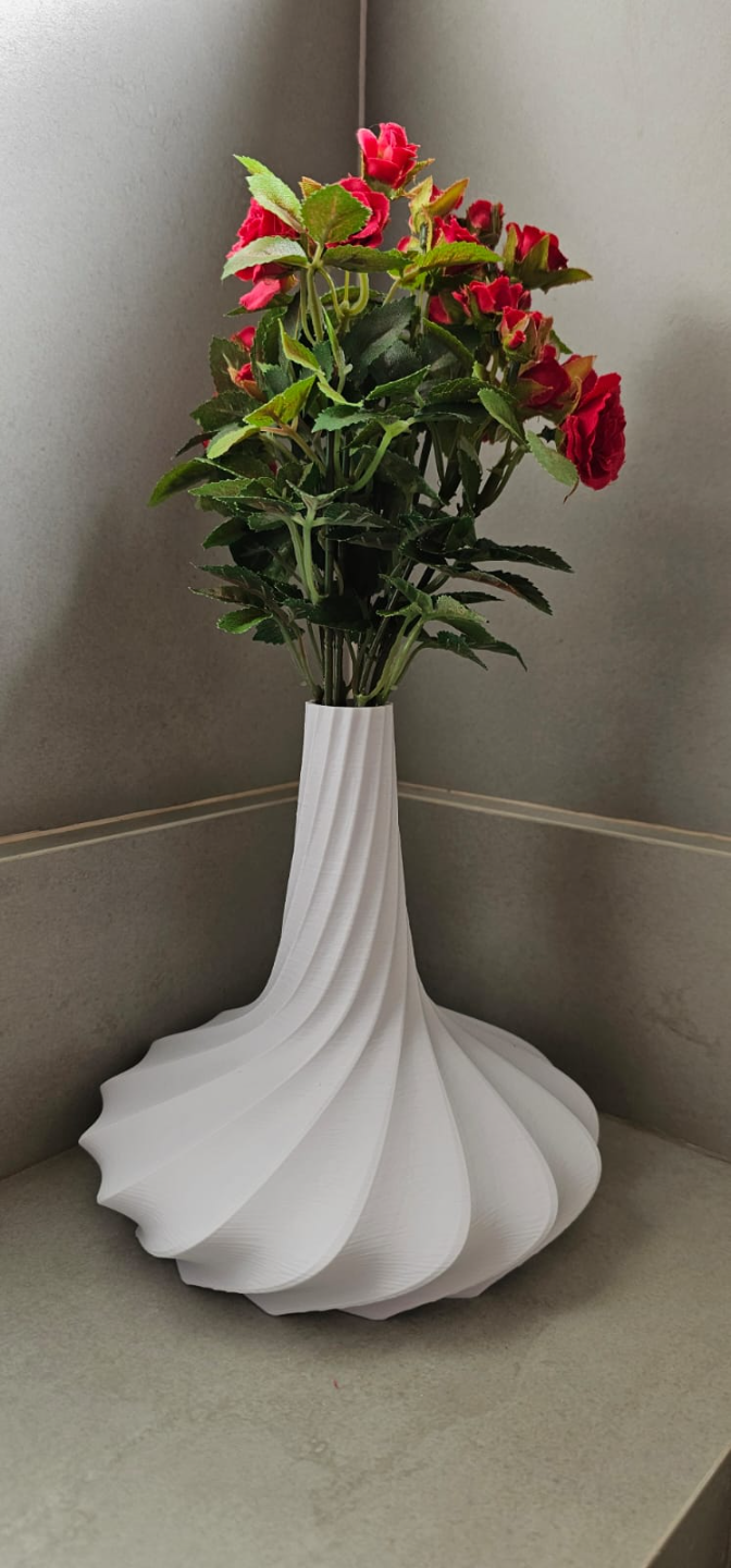 Victorino Vase