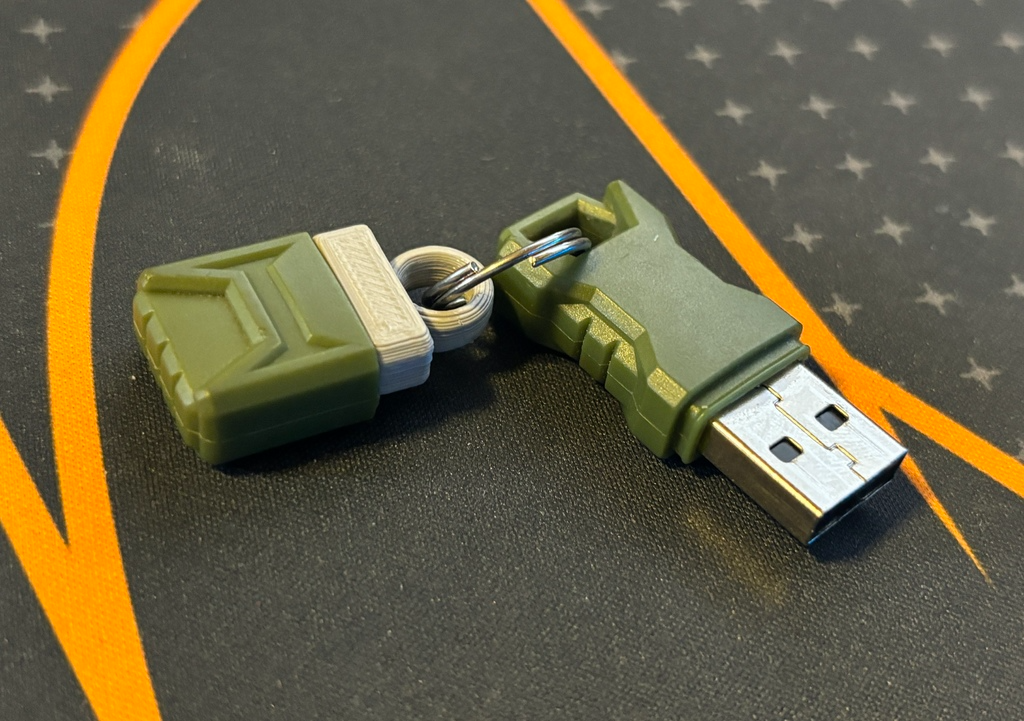 USB Cap Keeper Keychain