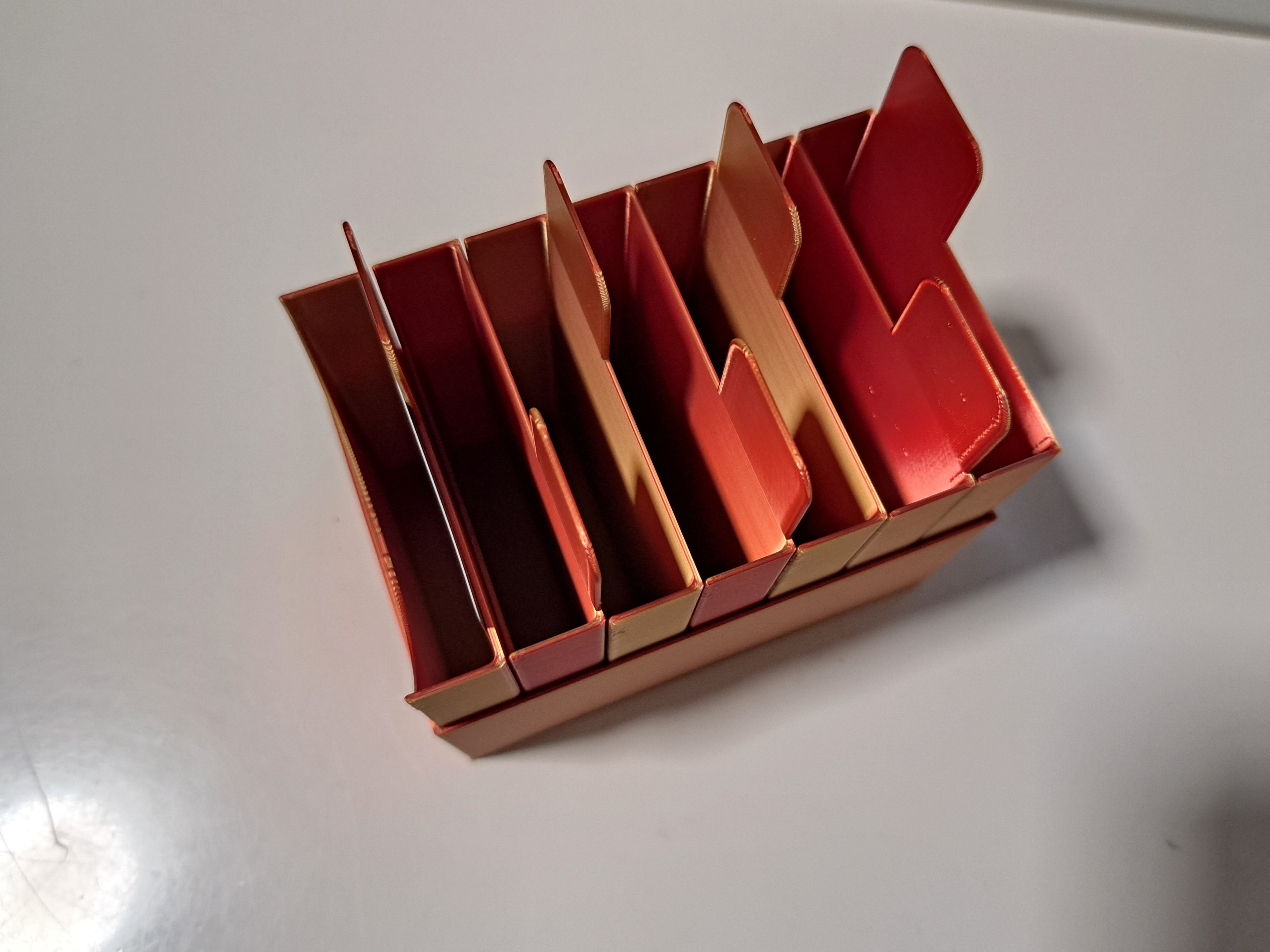 7 slot box organiser