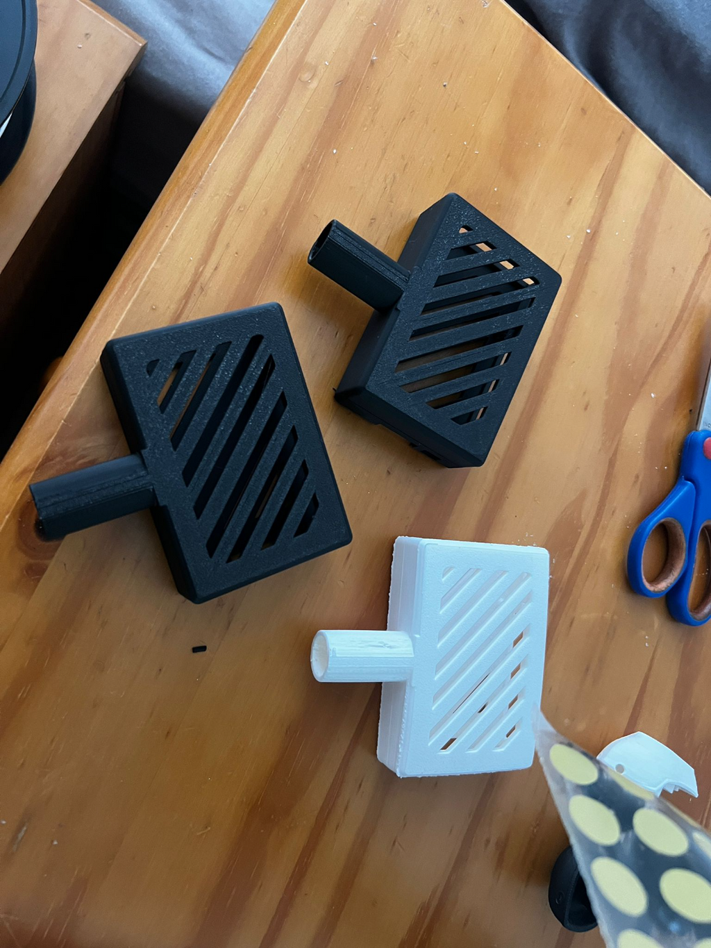 Raspberry pi 4 case that mounts on a rode