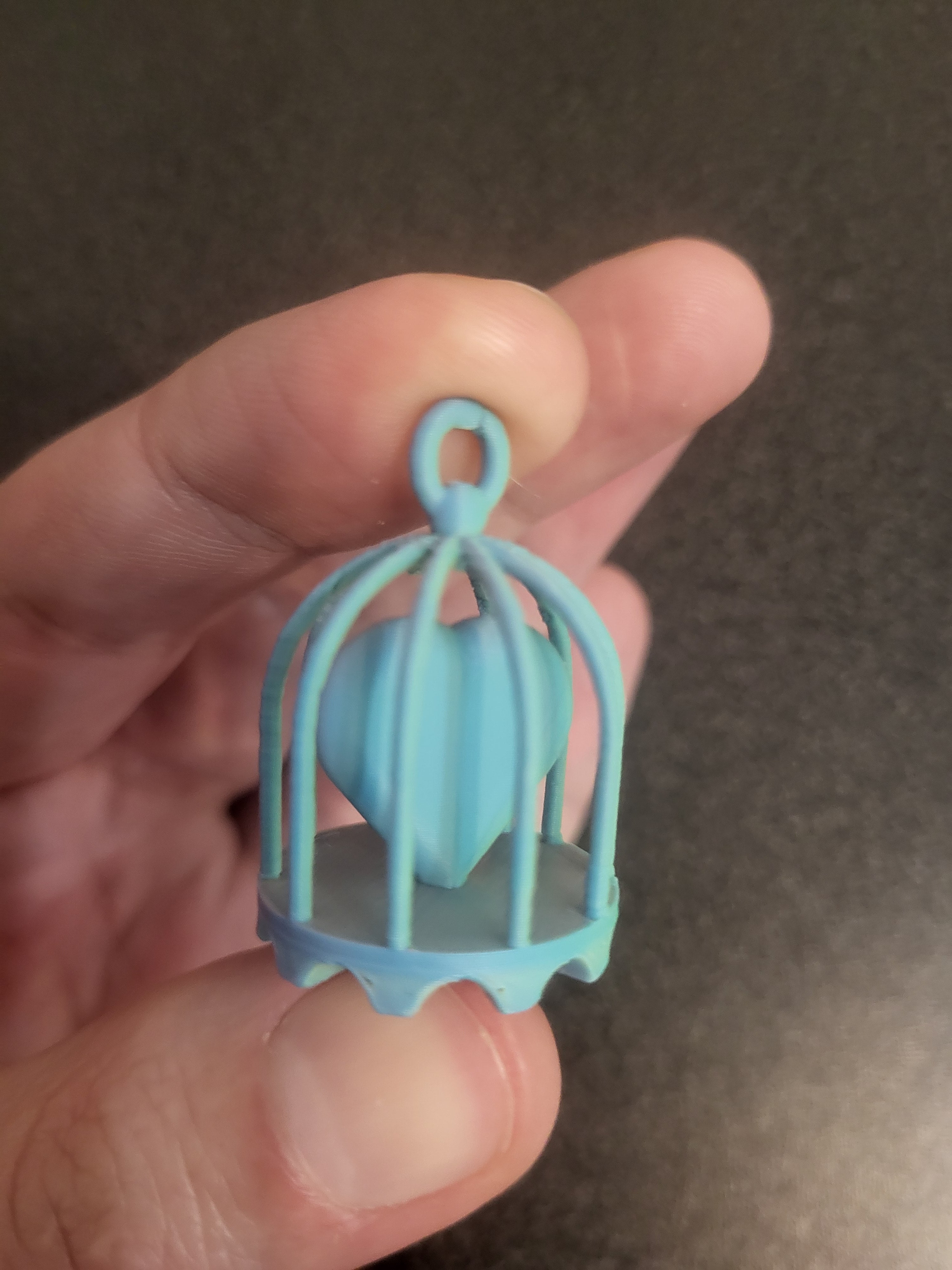 3D Printed Bird Cage with Heart – Decorative Charm