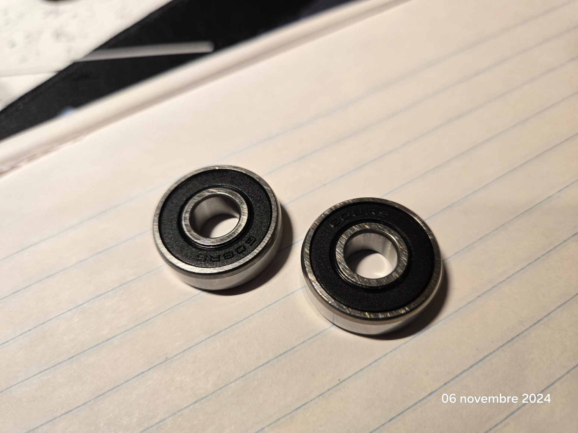 Undermount spool holder