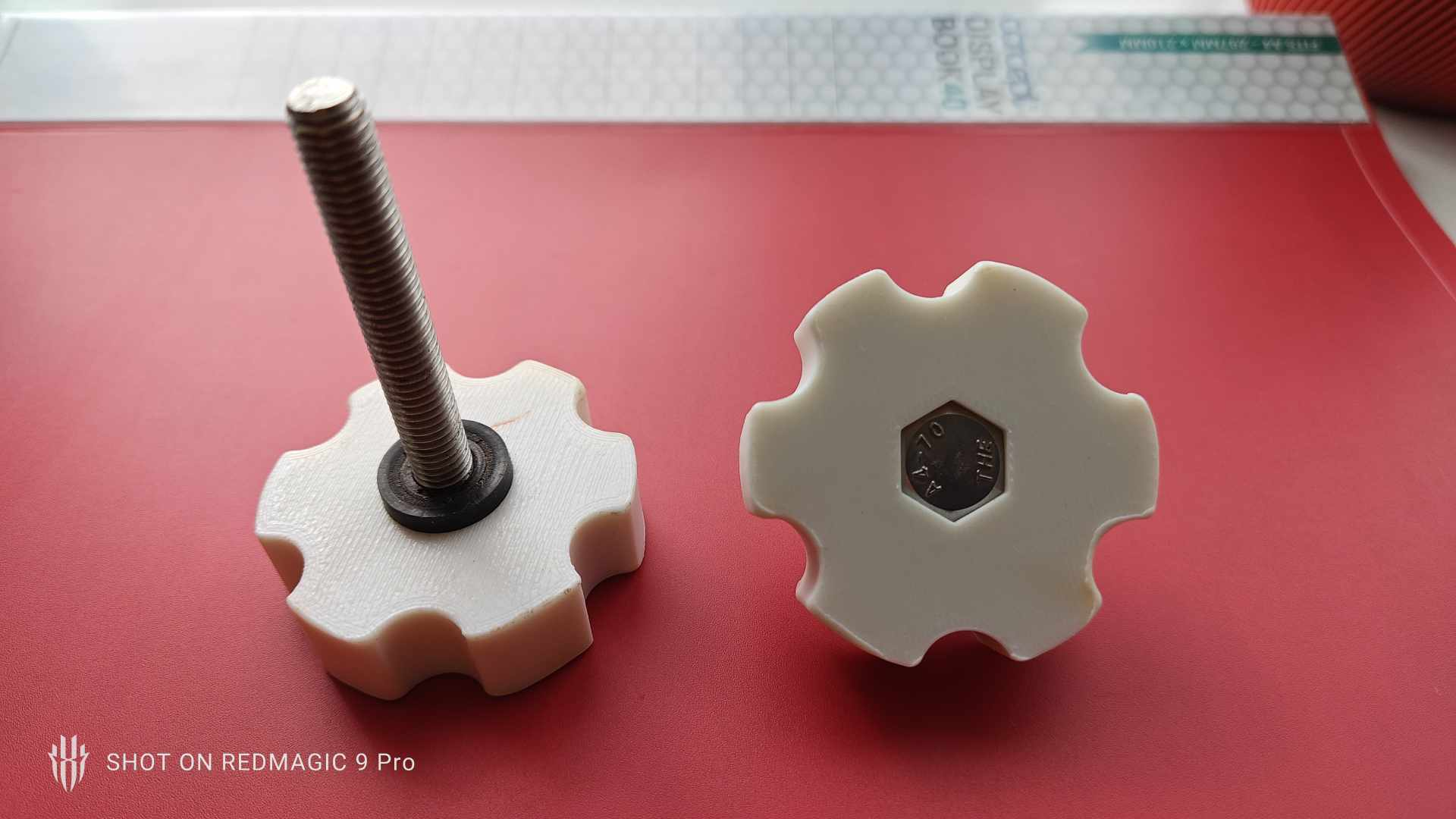 Garmin LVS34 Mounting Knob