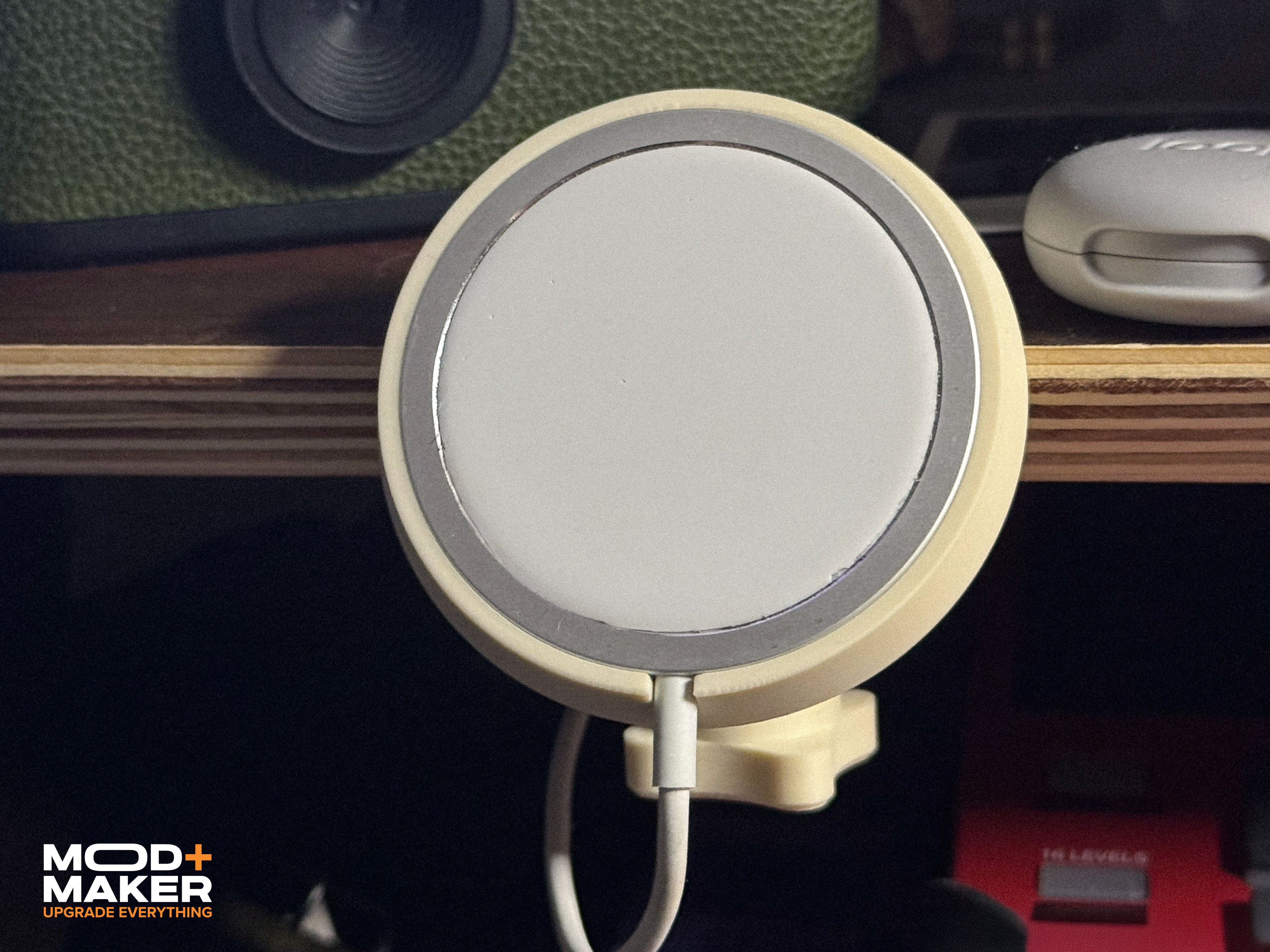 Magsafe Desk Clamp