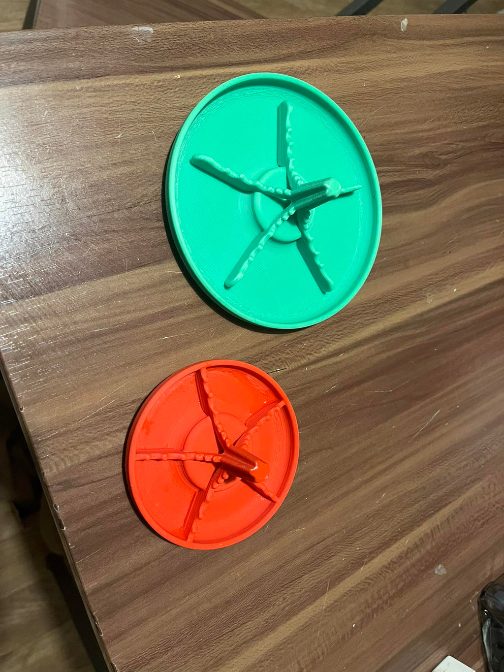 Dripper for cups and glasses