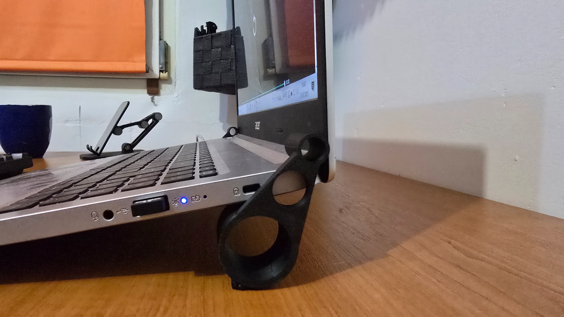 Laptop Stand V2