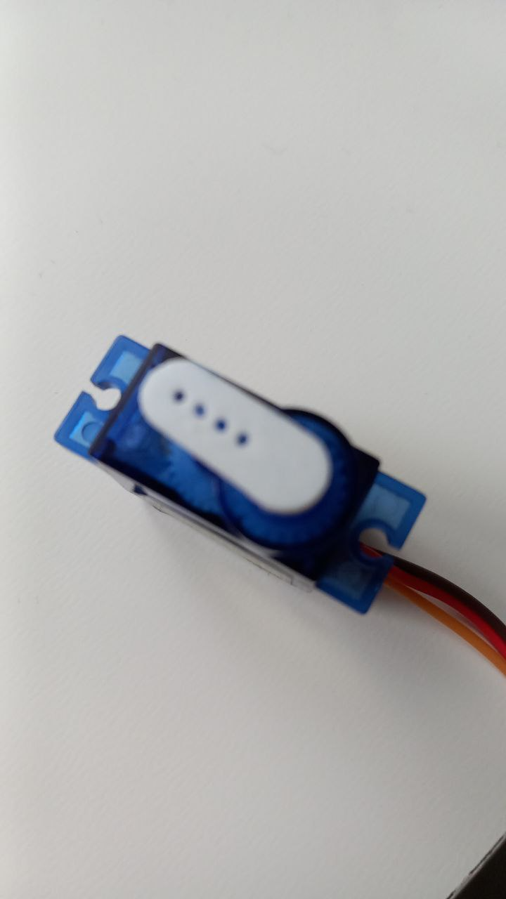 Servo horn