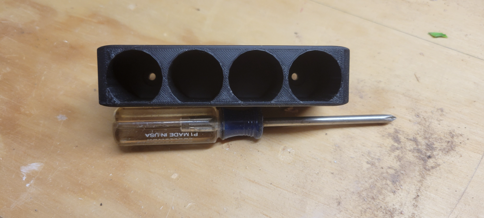 Ryobi USB Lithium Battery Holder. (Wall mount)