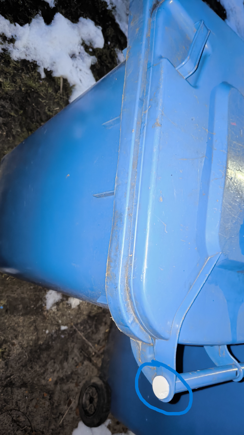 Trash Container 240L hinge pin