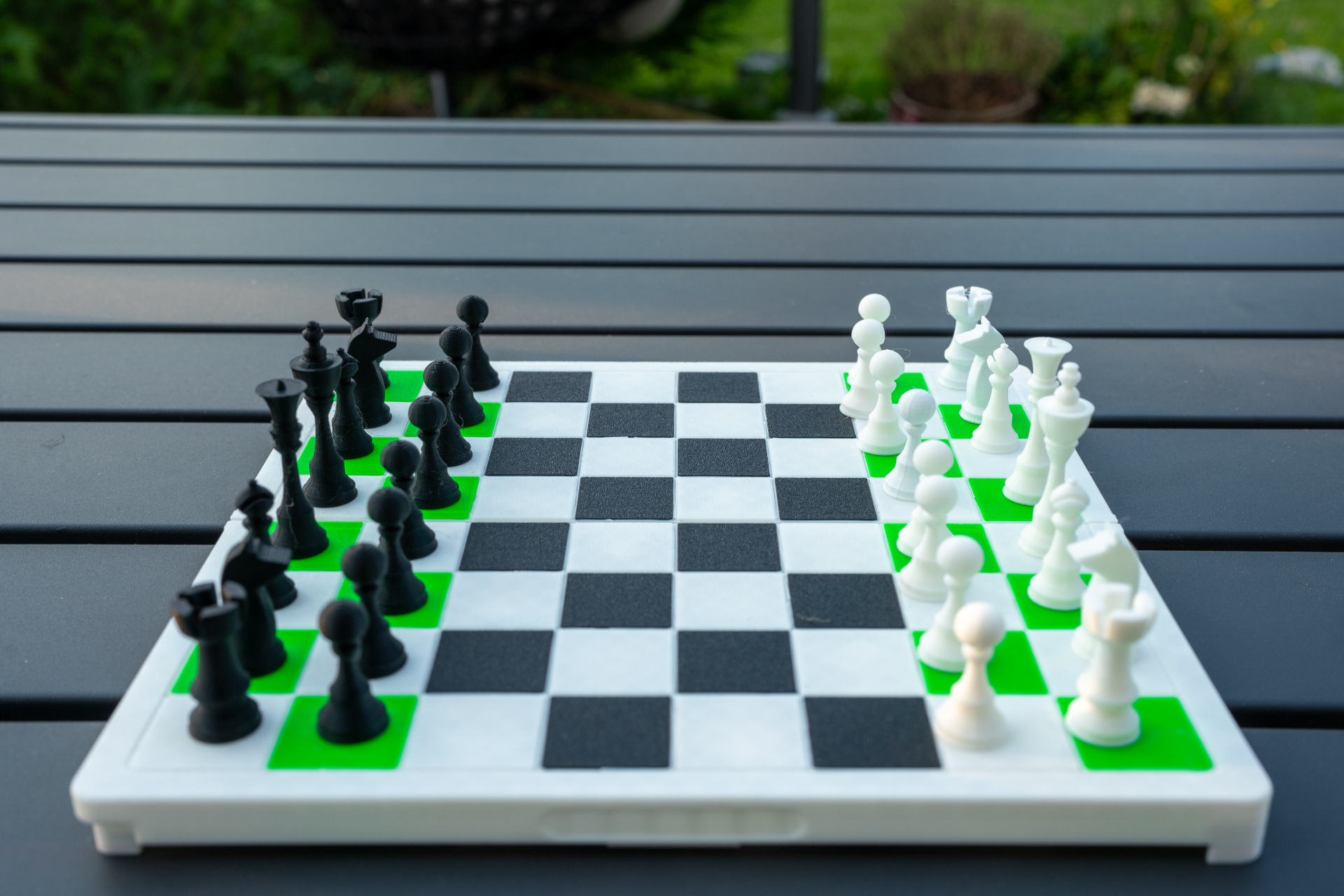 Multicolor Chess travel edition - print in place