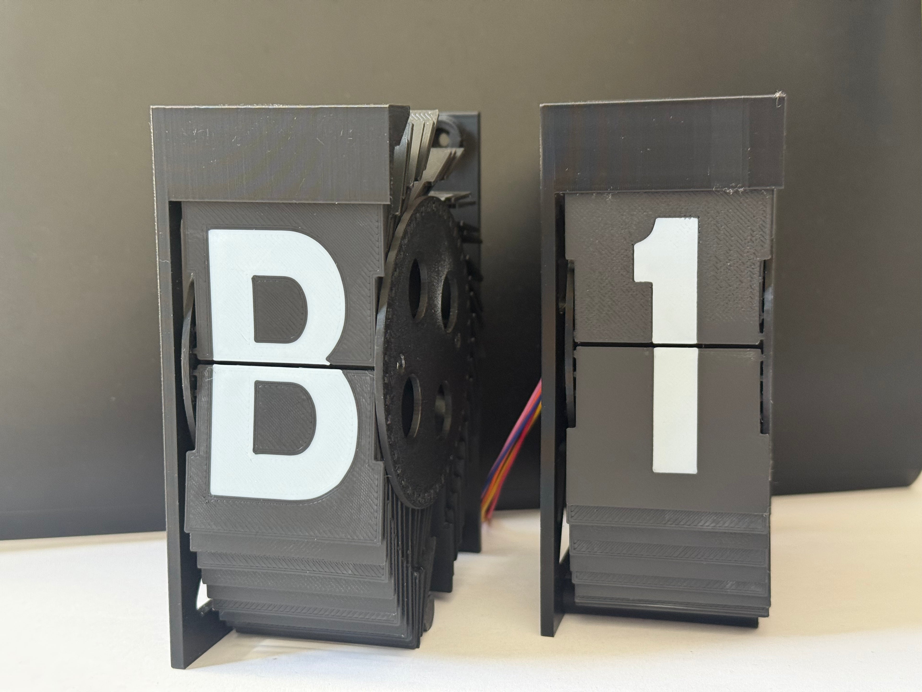 Legendary Split-Flap Display by David Kingsman