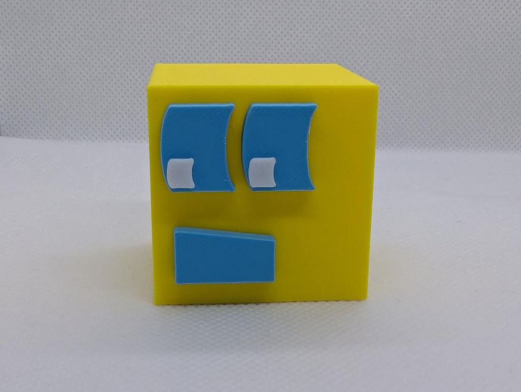 Geometry Dash Cube of Aaah Yellow w/blue