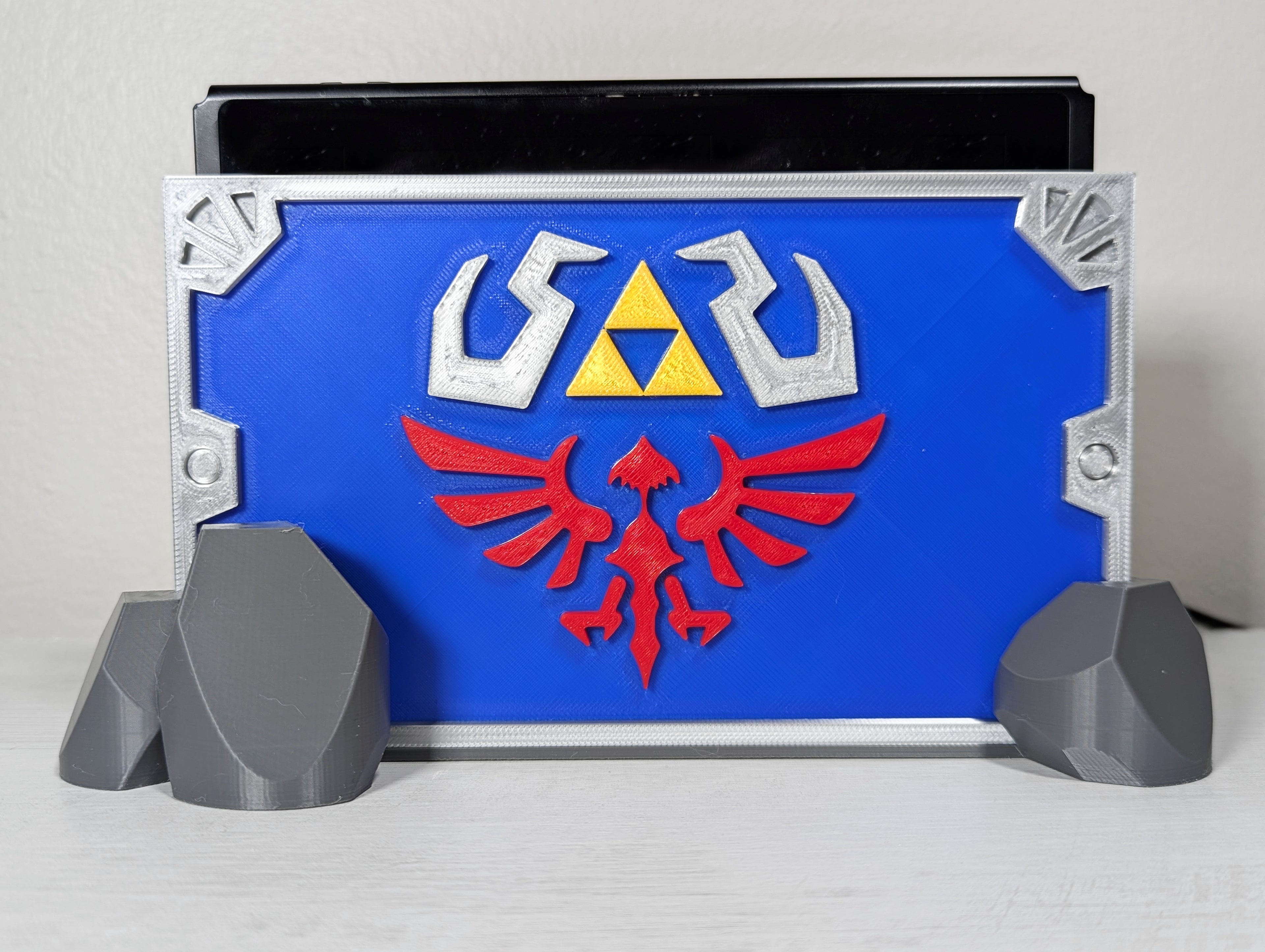 Hylian Shield Nintendo Switch Dock Cover