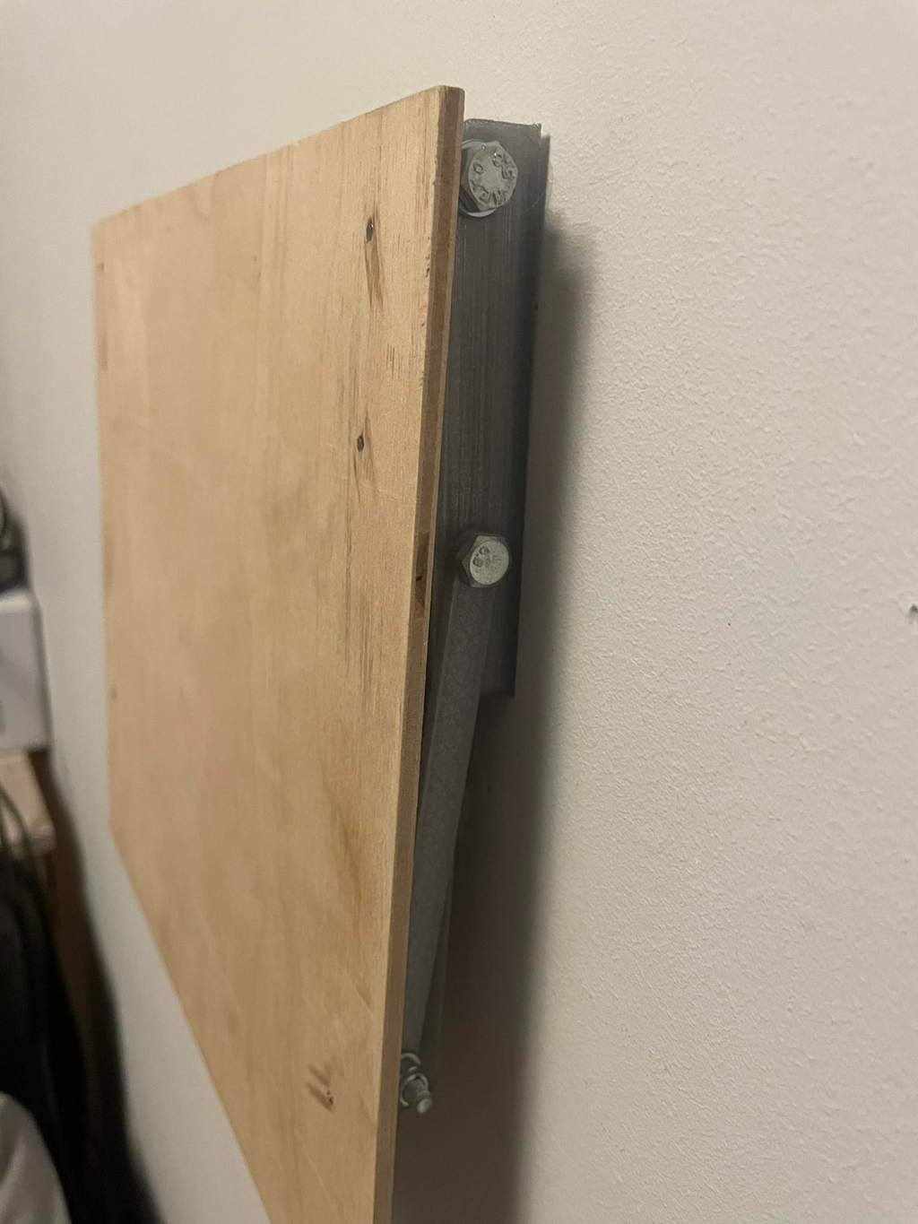 Foldable shelf