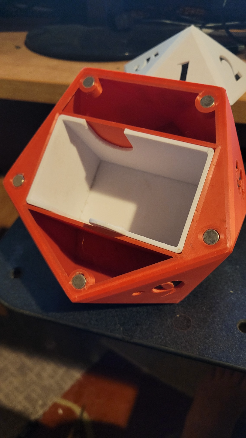 D20 EDH Deck Box and Dice Holder