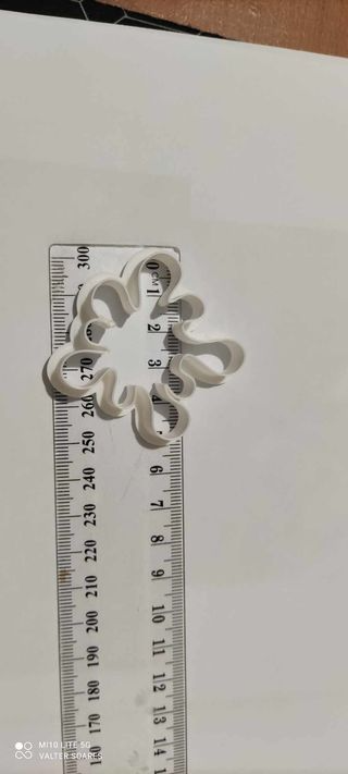 Cloud cookie/clay cutter
