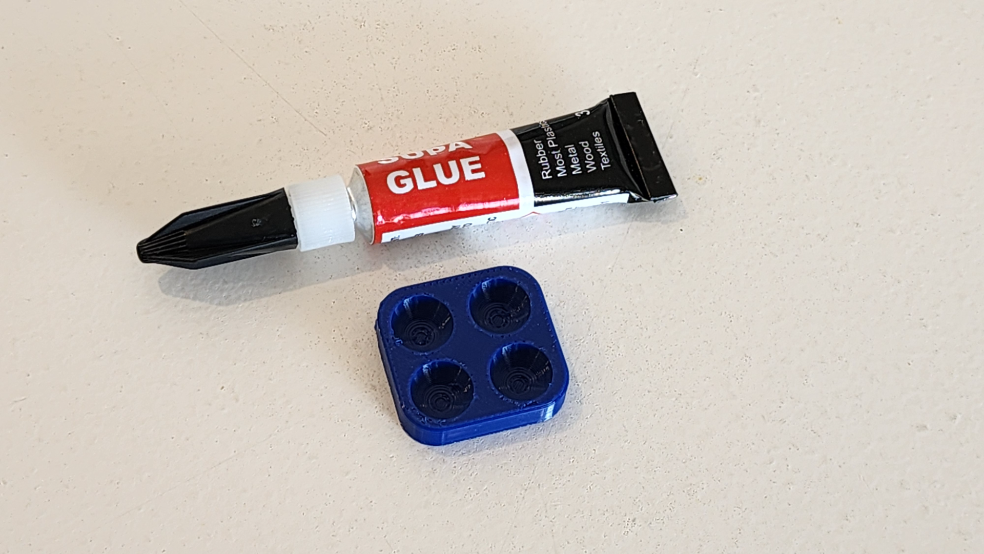 Glue Dip Tray, speed up magnet gluing! less glue!