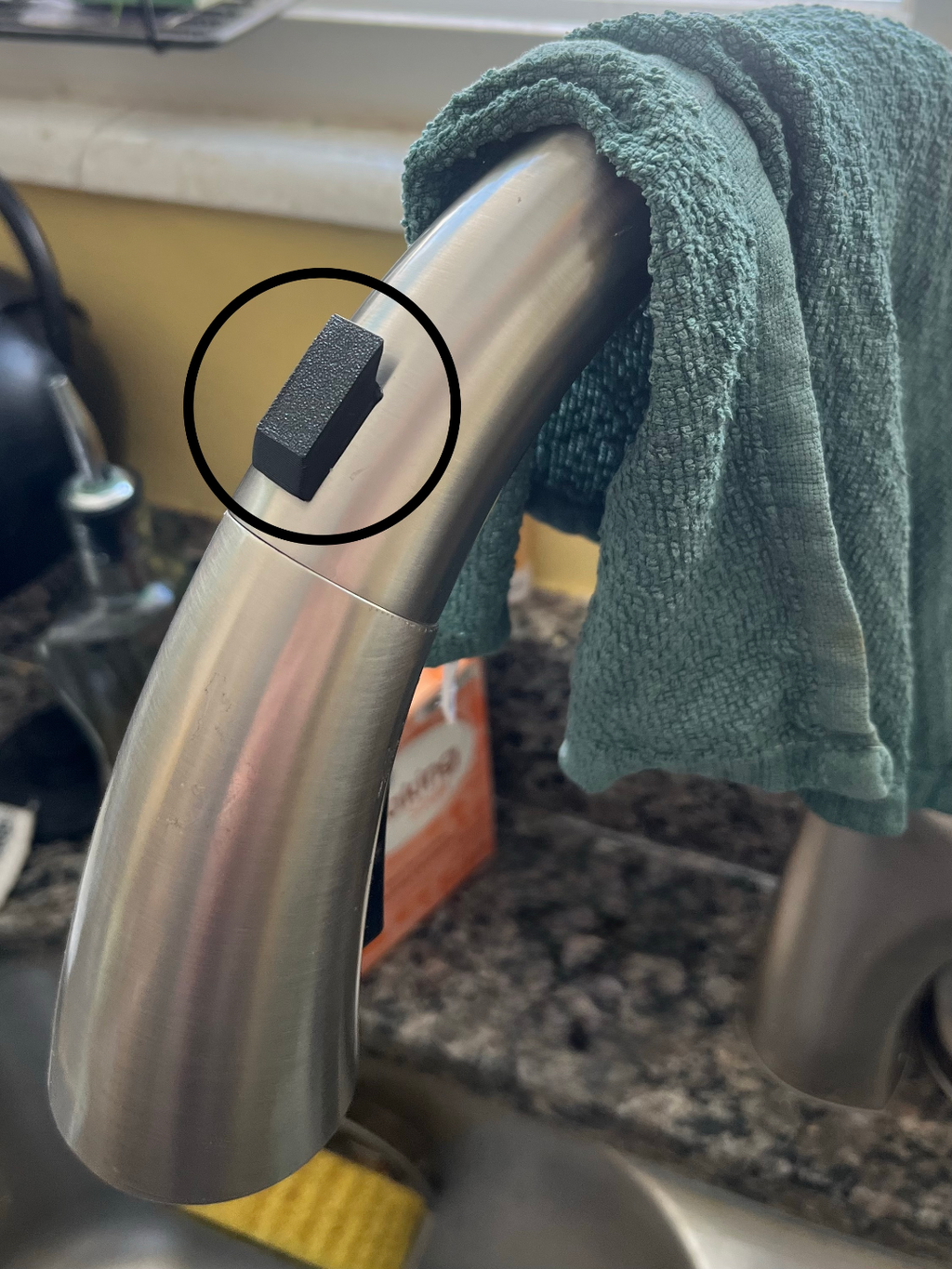 Washcloth retainer
