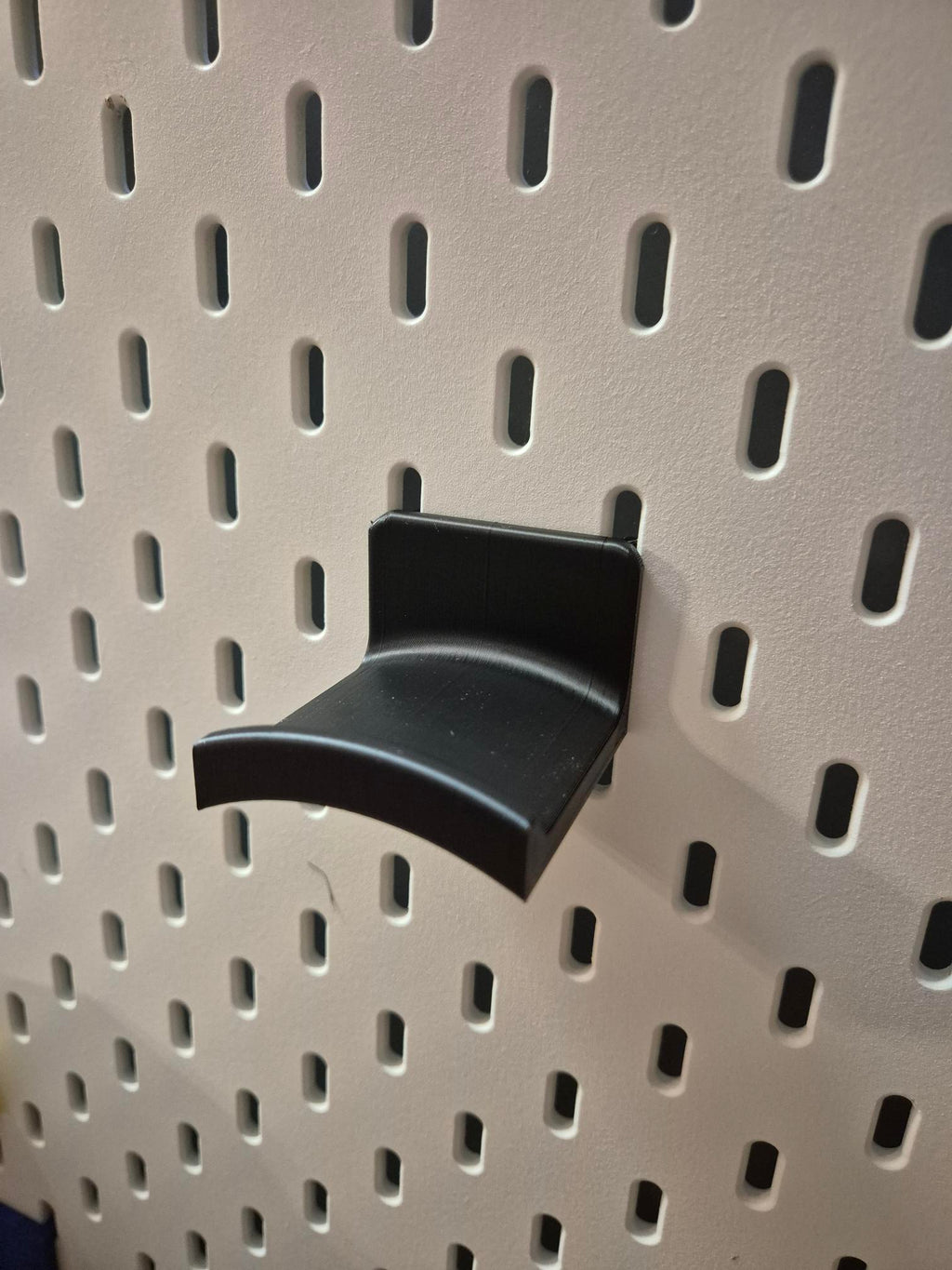 Headphone Holder for IKEA SKADIS