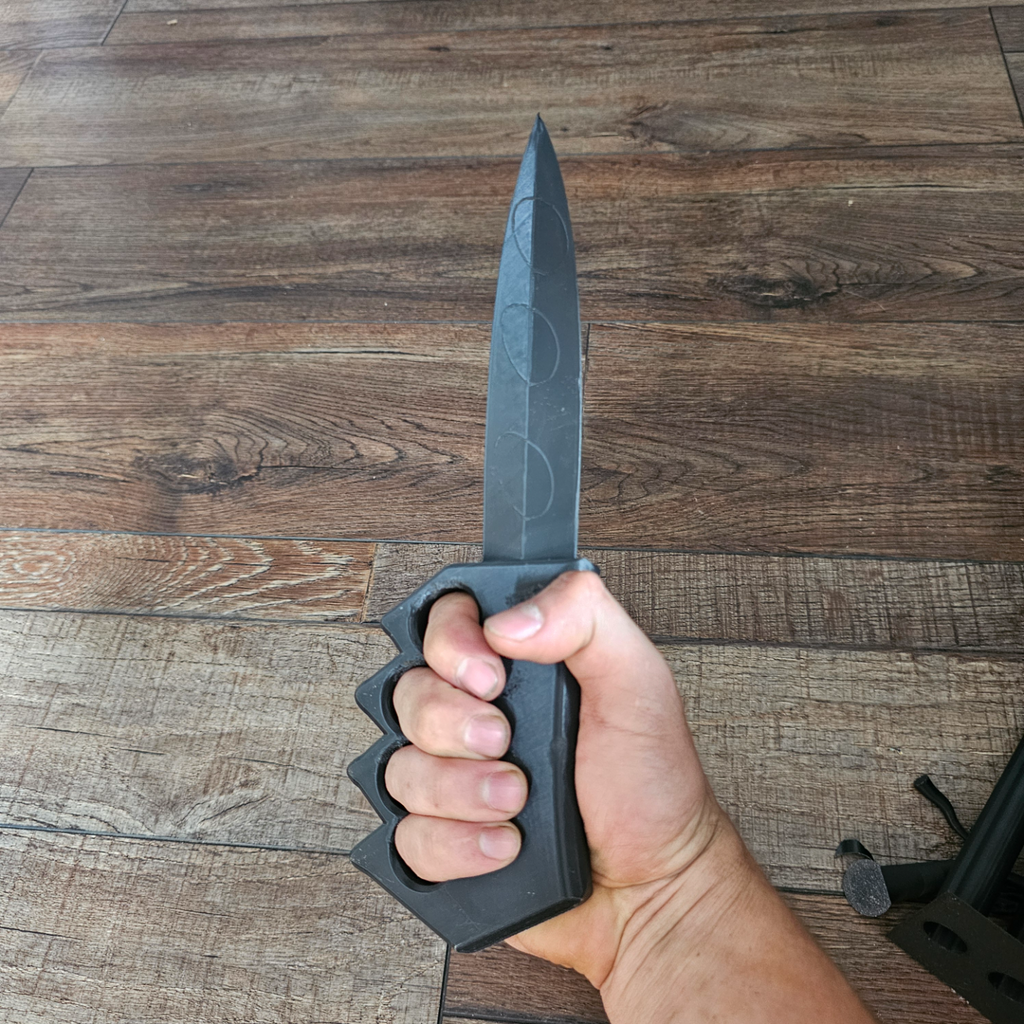 Brass Knuckle Blade