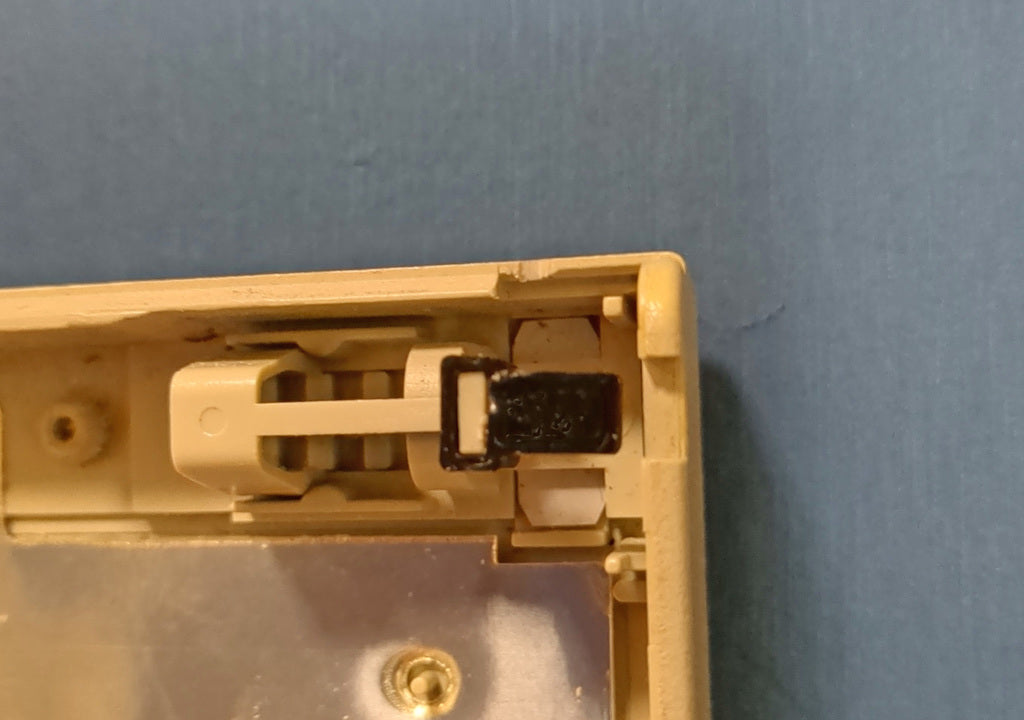 IBM PS/2 P70 / P75 keyboard lock repair