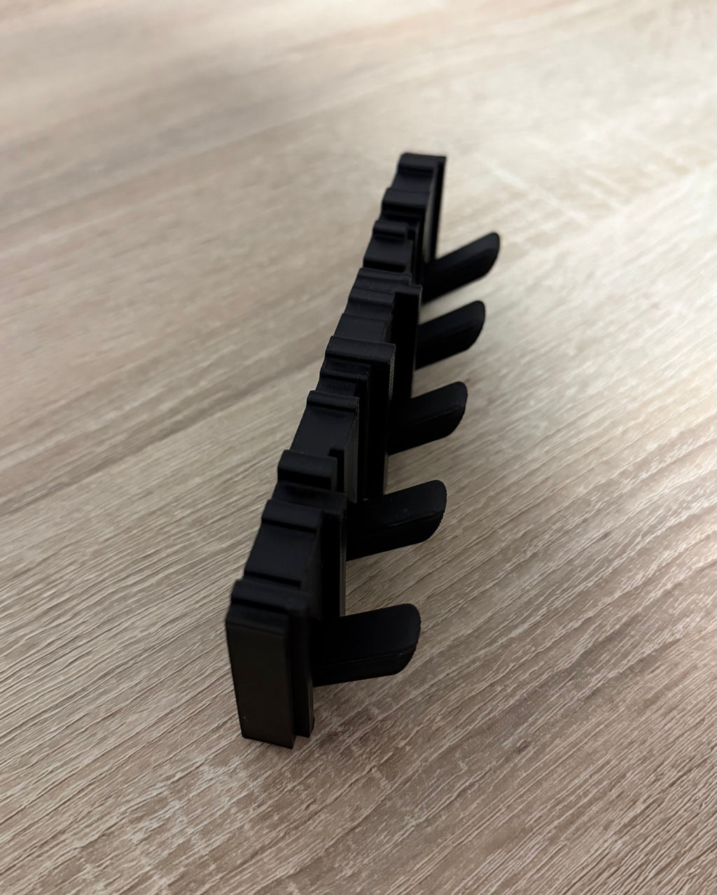 Wall key hook