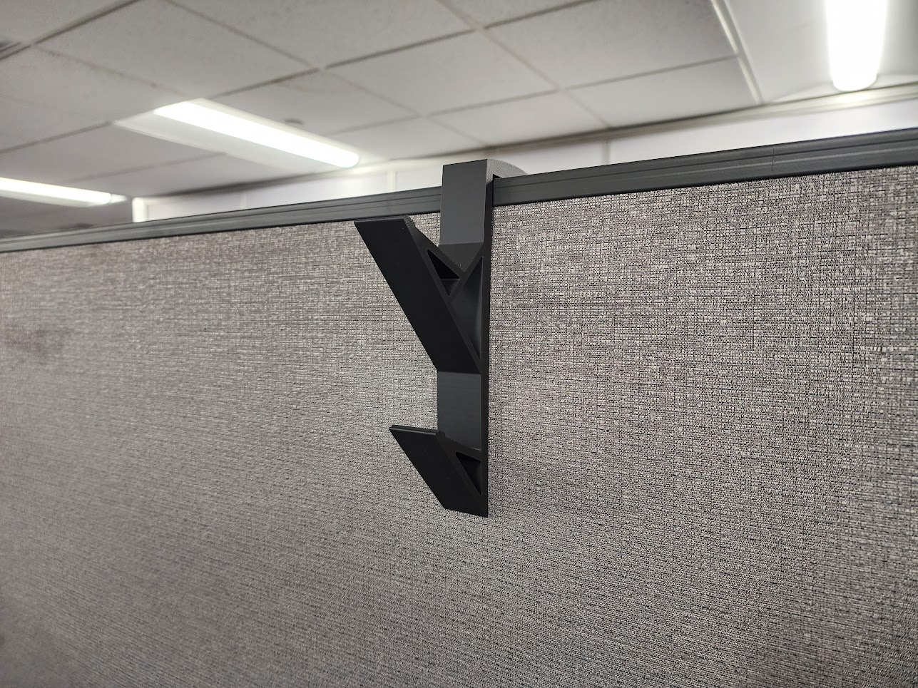 Cubicle Double Hook Coat hanger