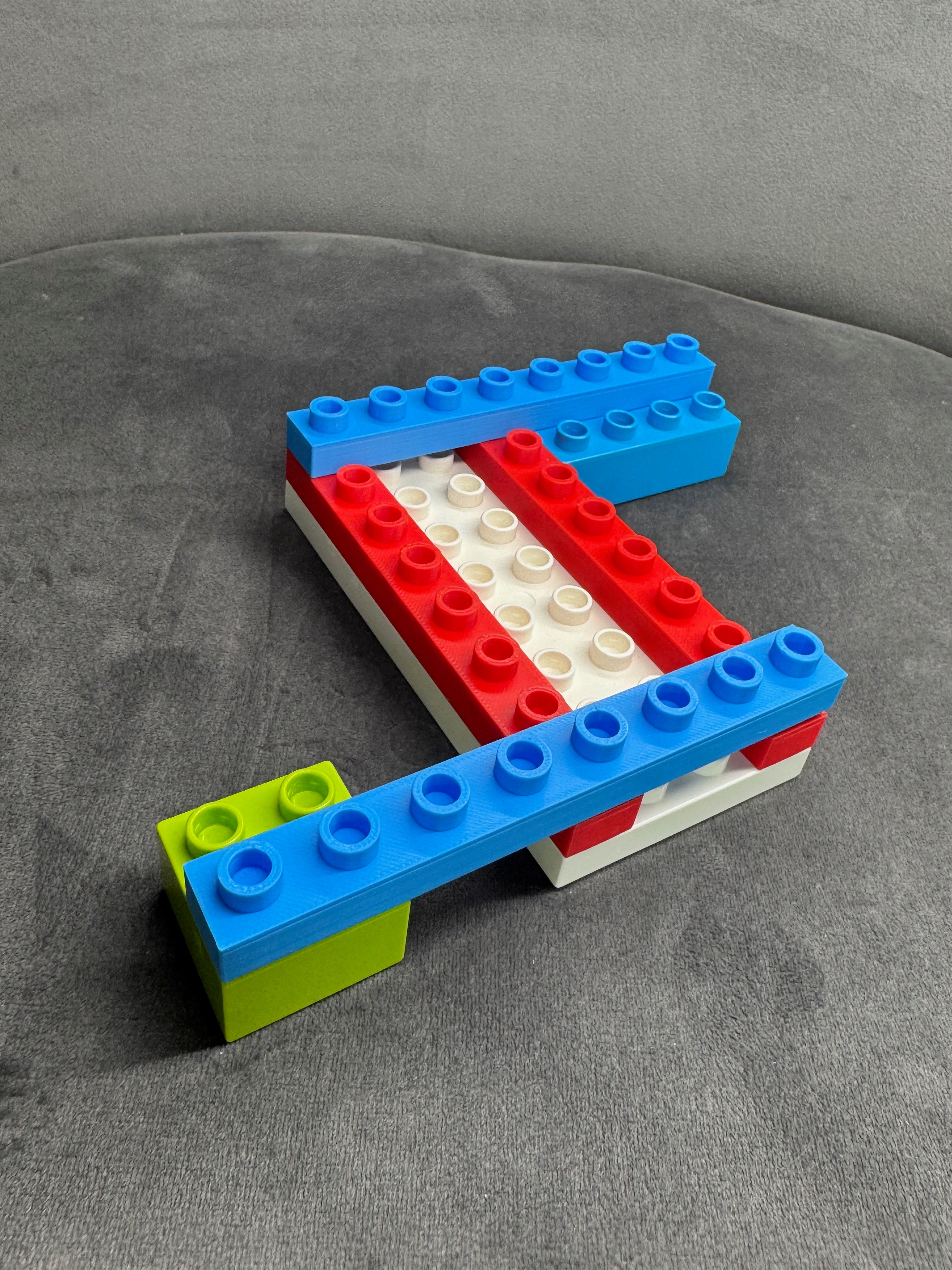 BRICK 1x8 Plate (Duplo Compatible)