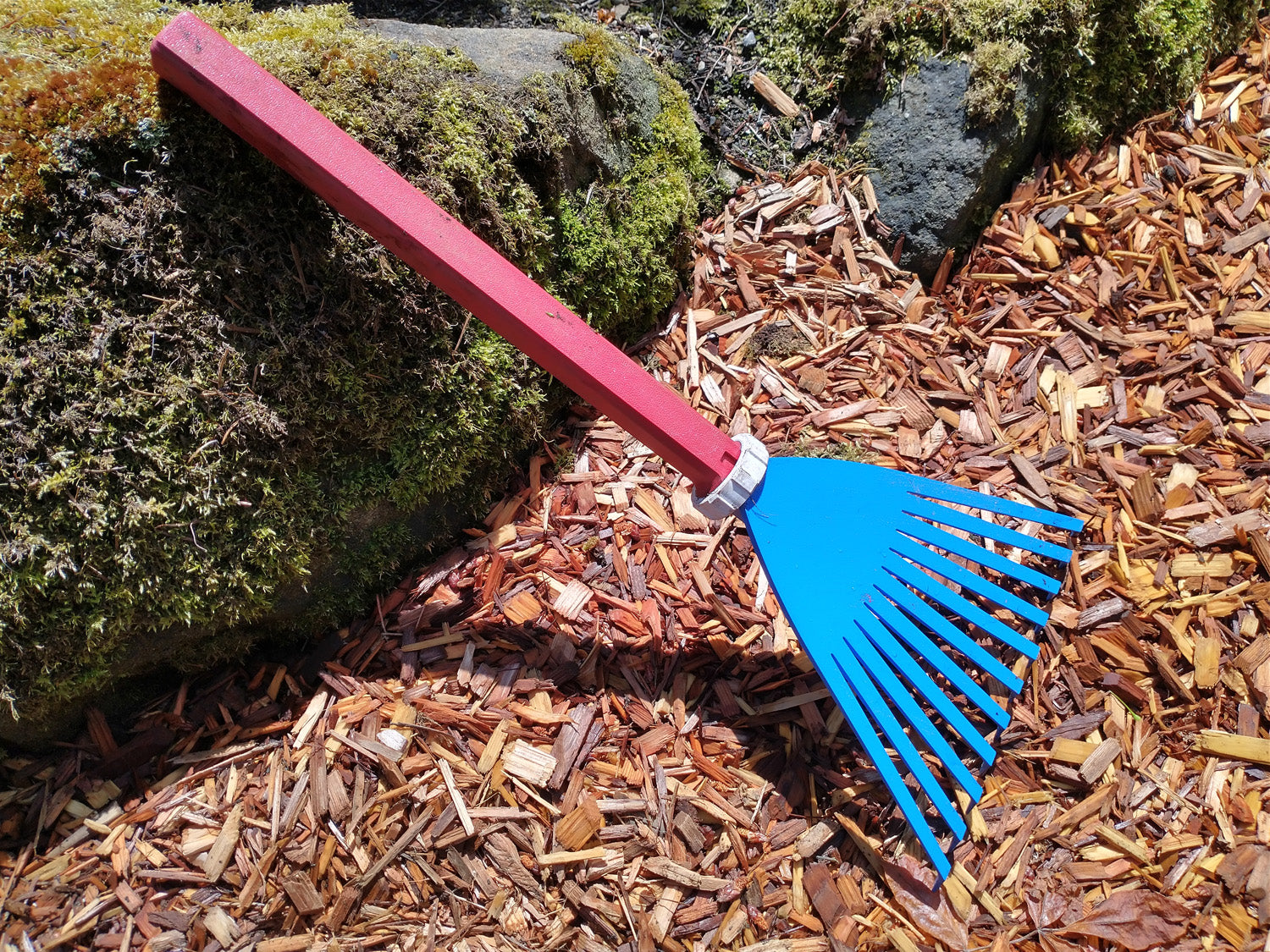 Hand Rake with Adjustable Handle