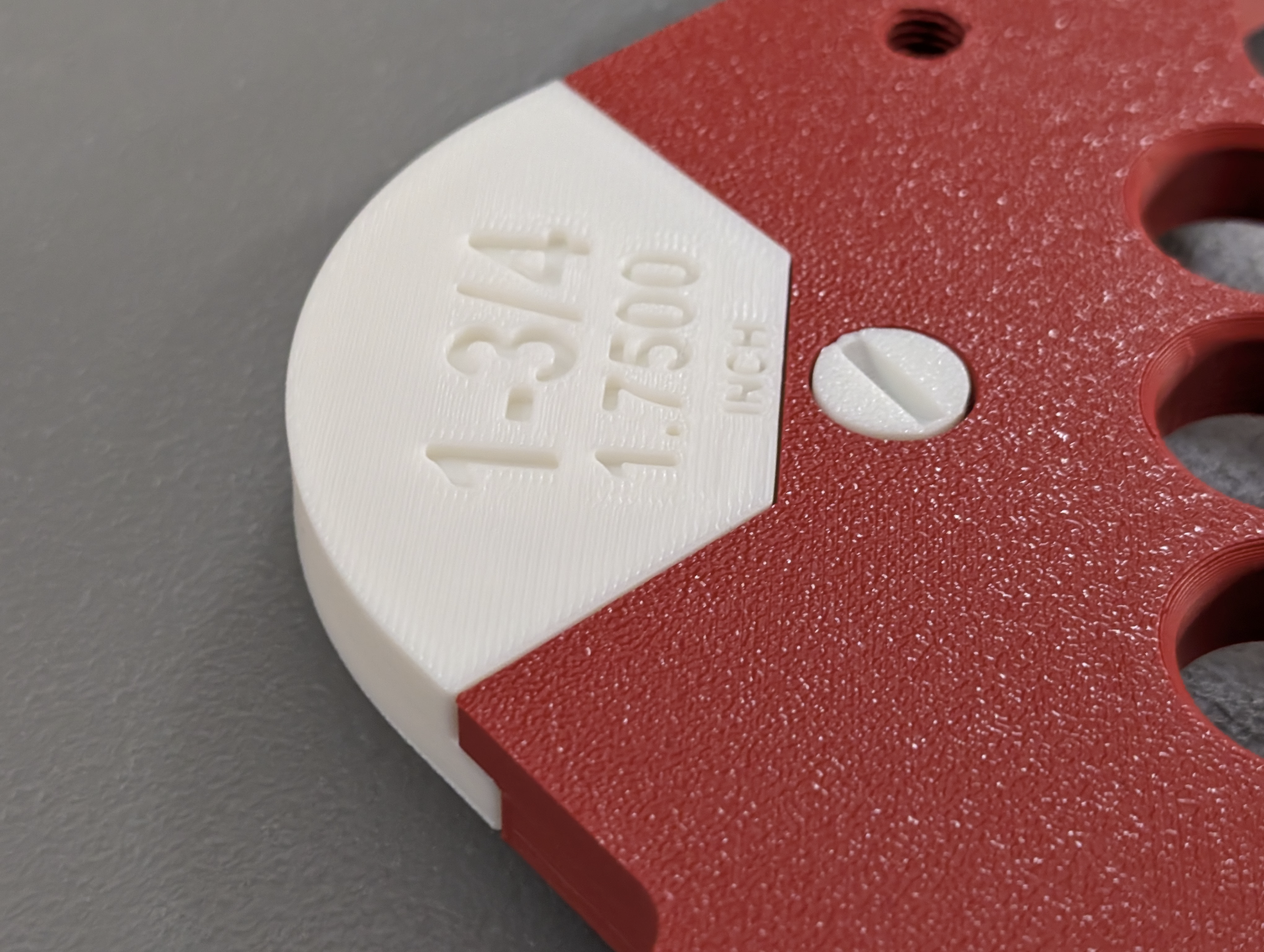 Upgraded Screws for Corner Jig
