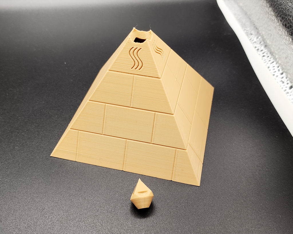 Hollow Pyramid w/Topper