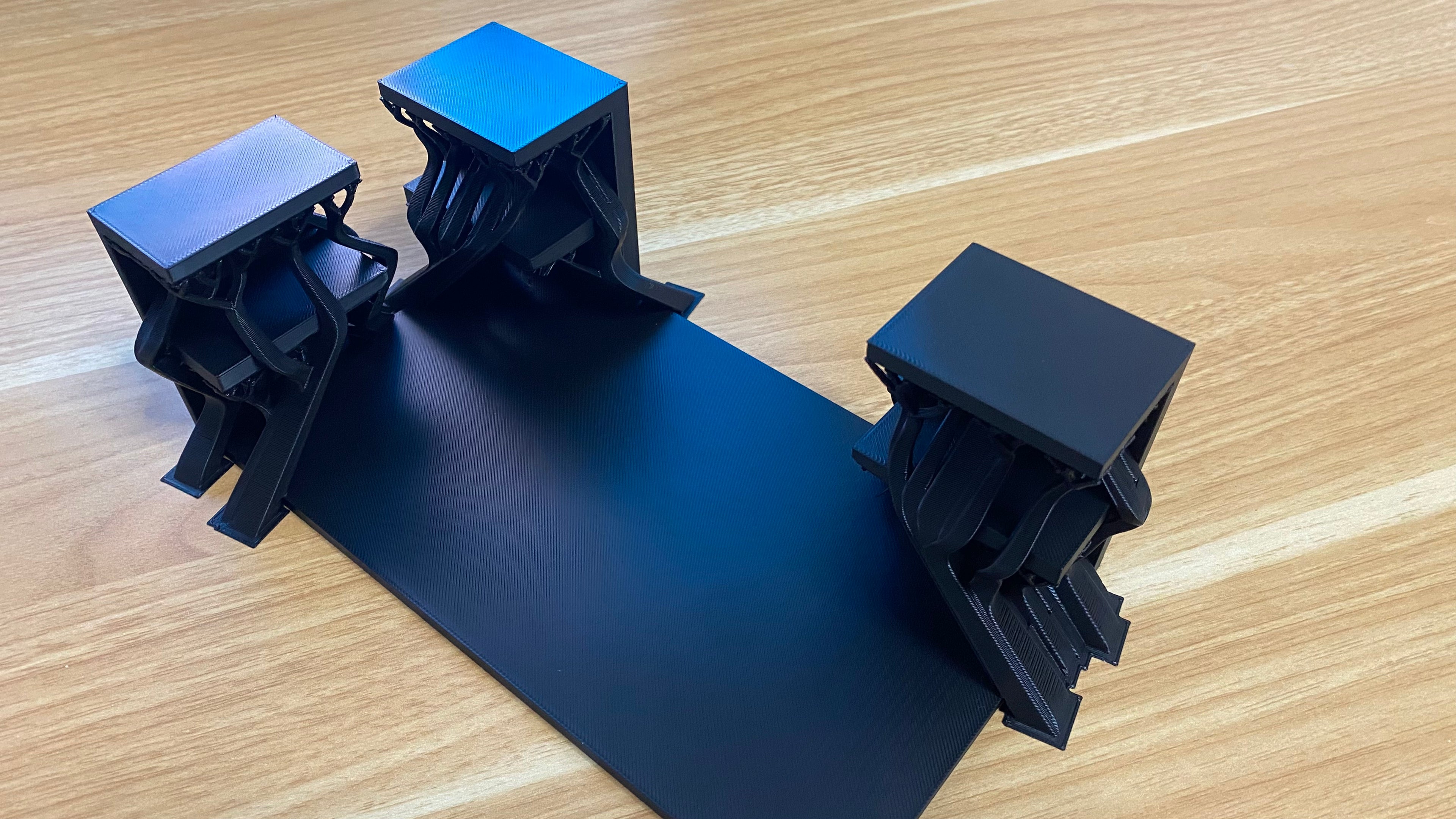 Networkswitch Holder Desk V5 Netgear GS605