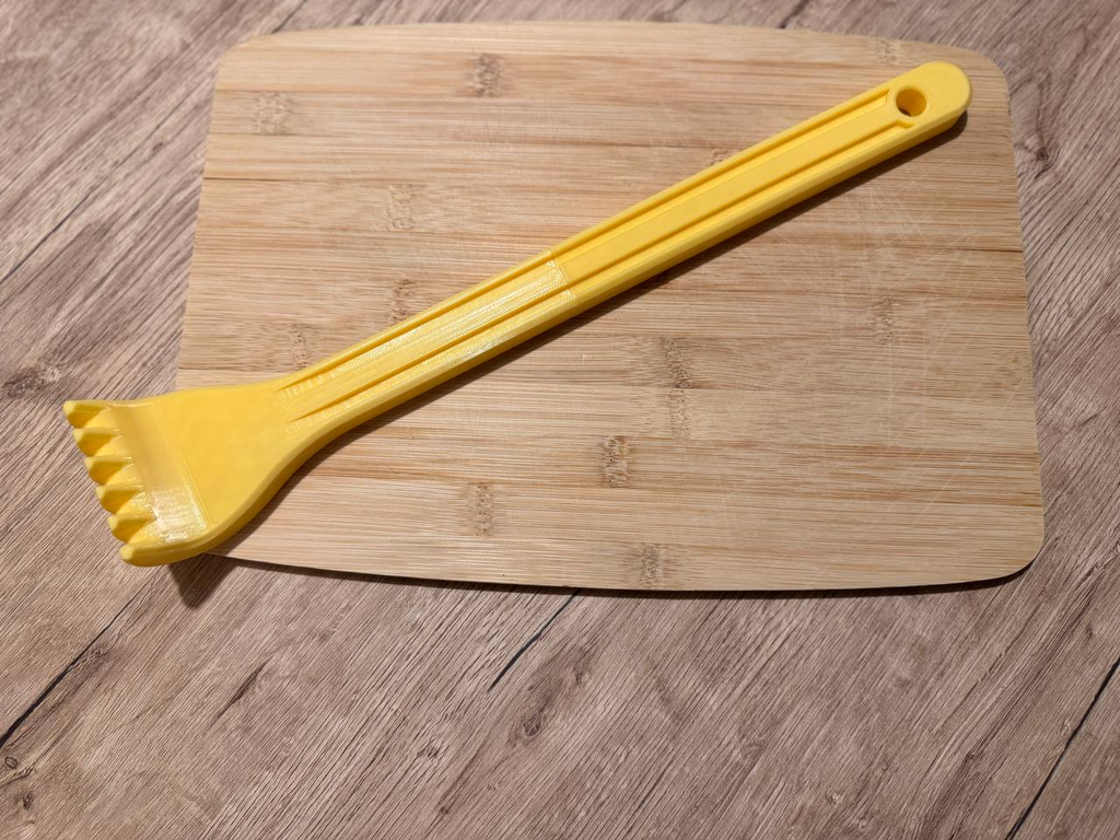 No Nonsense Back Scratcher (two parts)