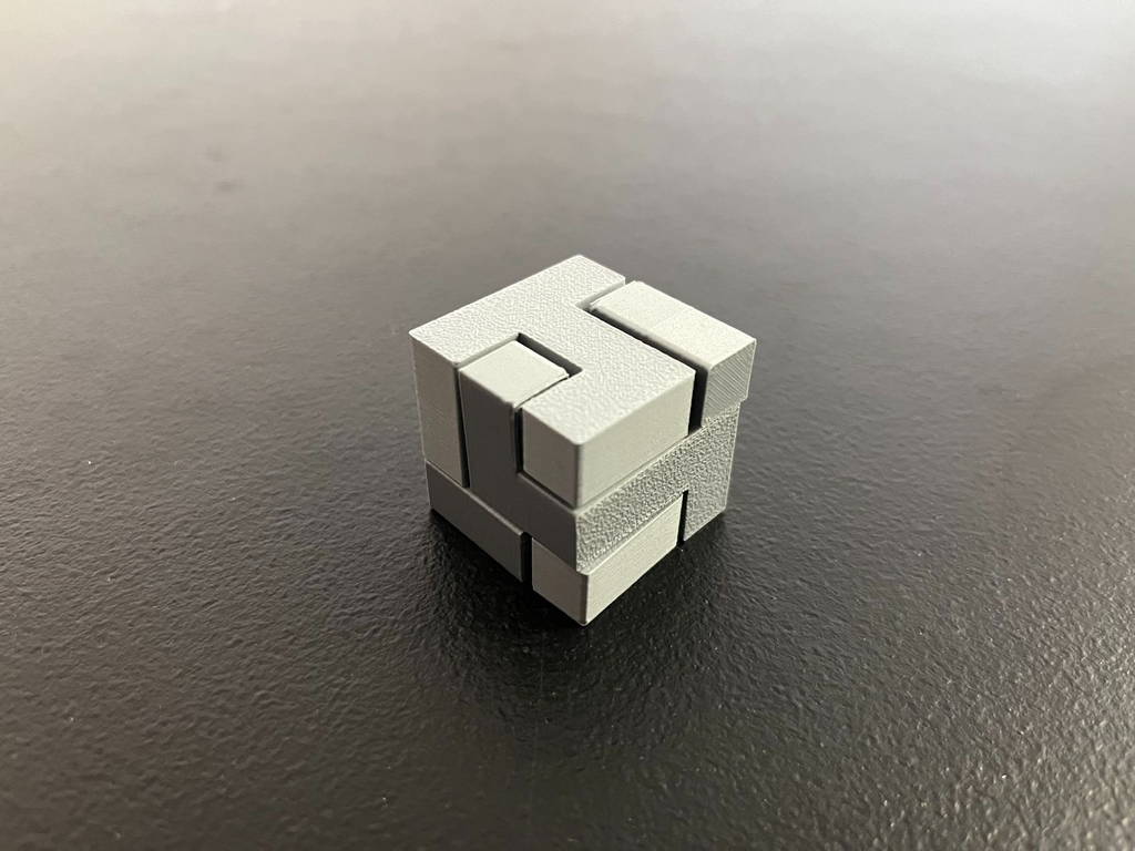 3*3*3 4-Piece Interlocking Cube_Stewart Coffin