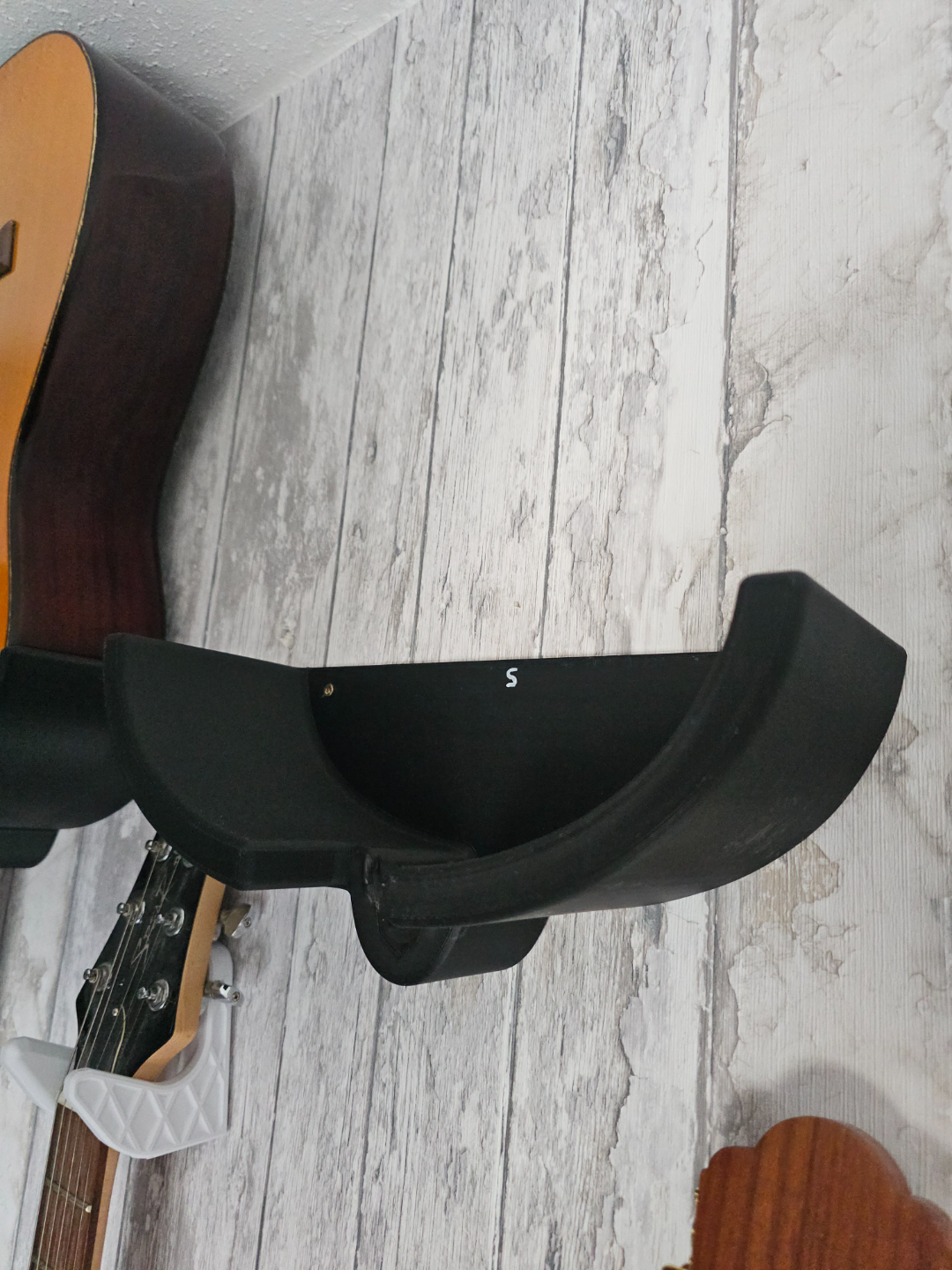 Gitarrenhalter Upside Down