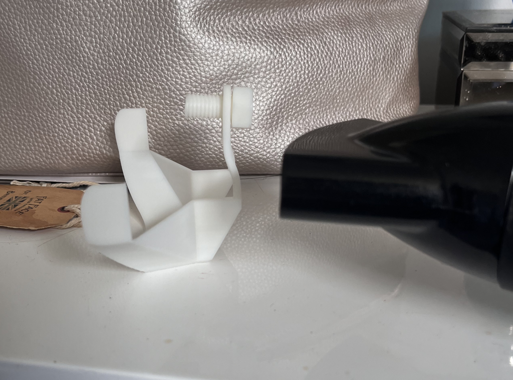 Desk cleaning funnel