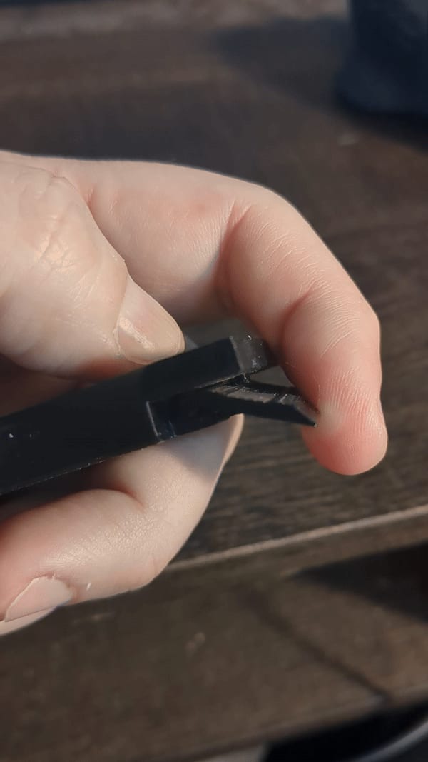 Plastic bed scraper