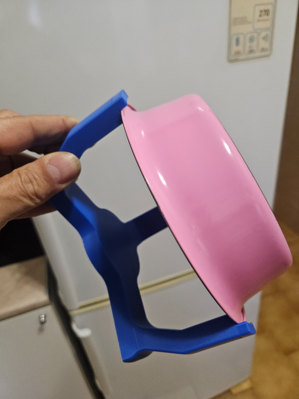 Dog bowl riser