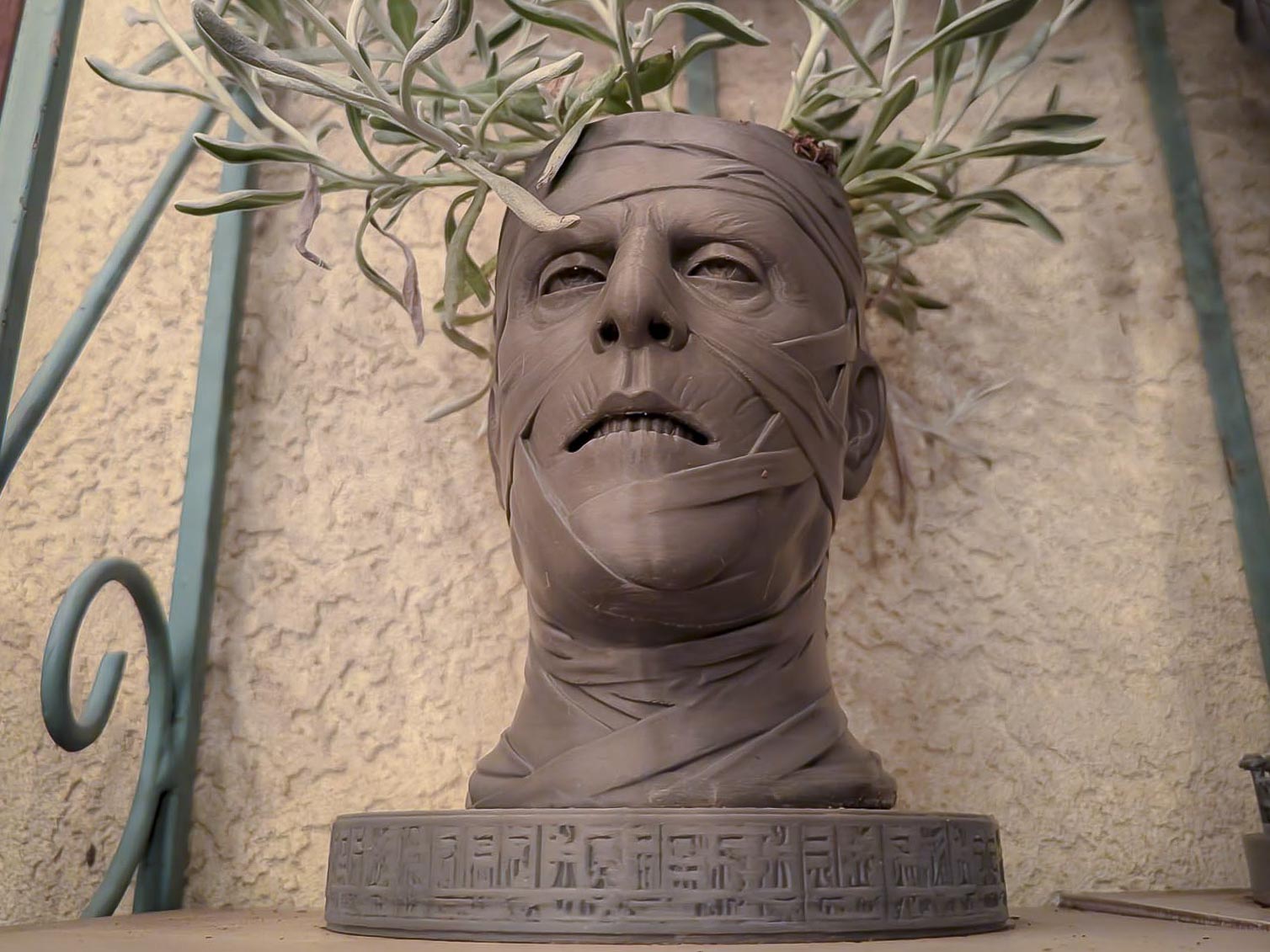 Mummy Planter