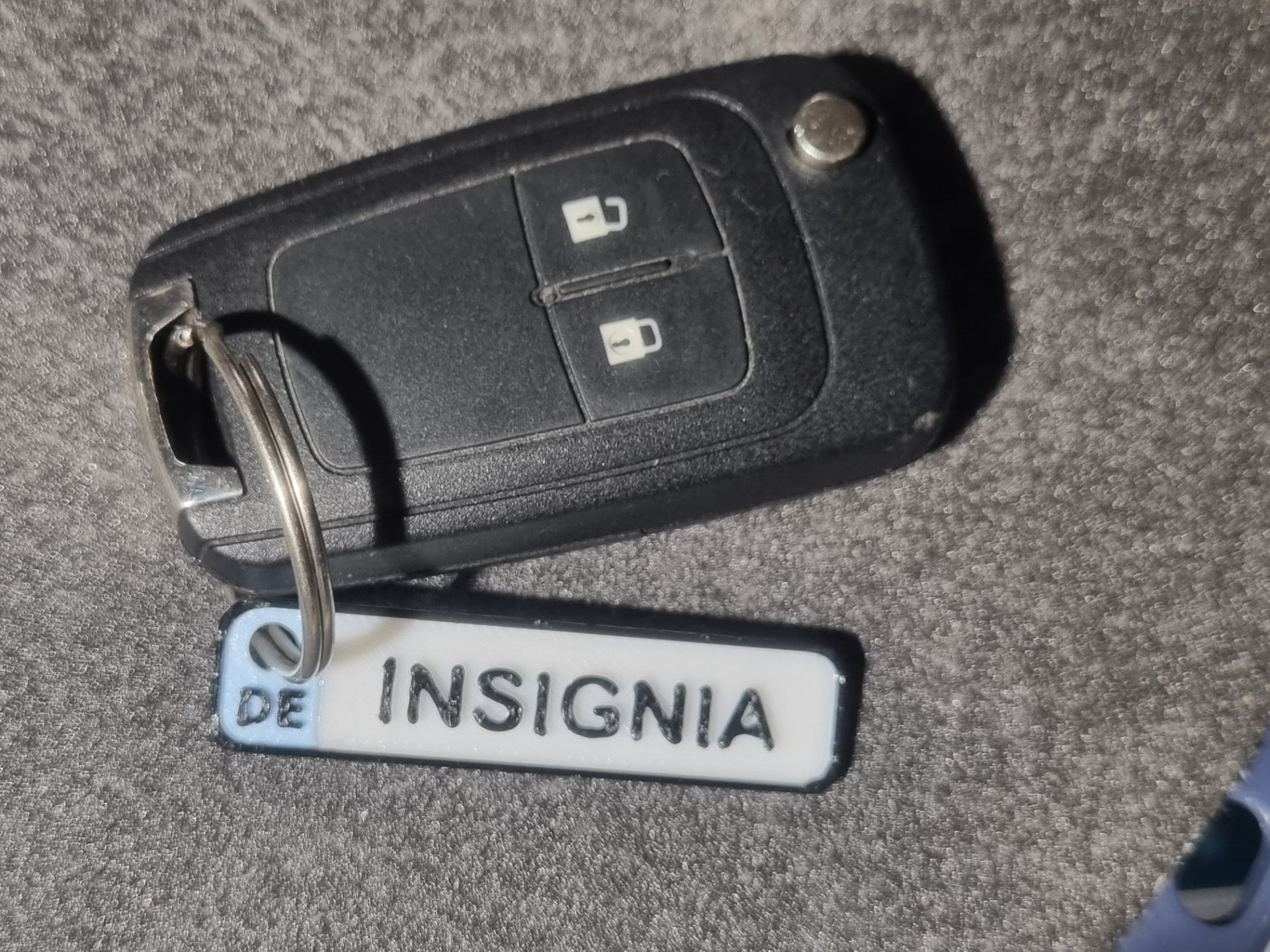 Small customizable license plate keychain no AMS