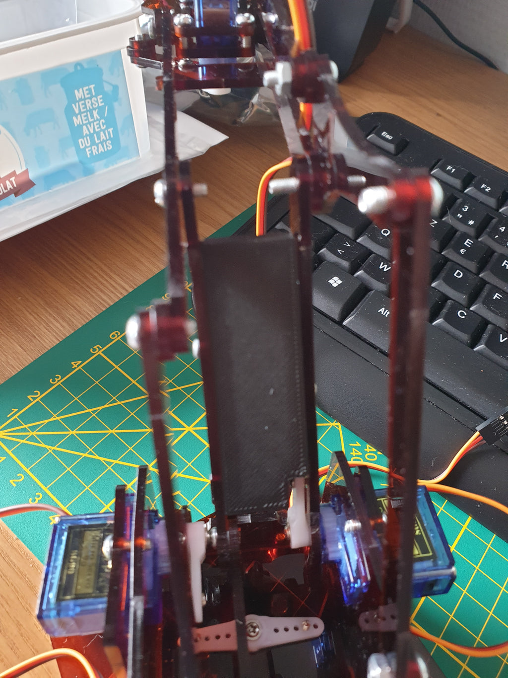 Pièce du bras central pince arm robot for arduino