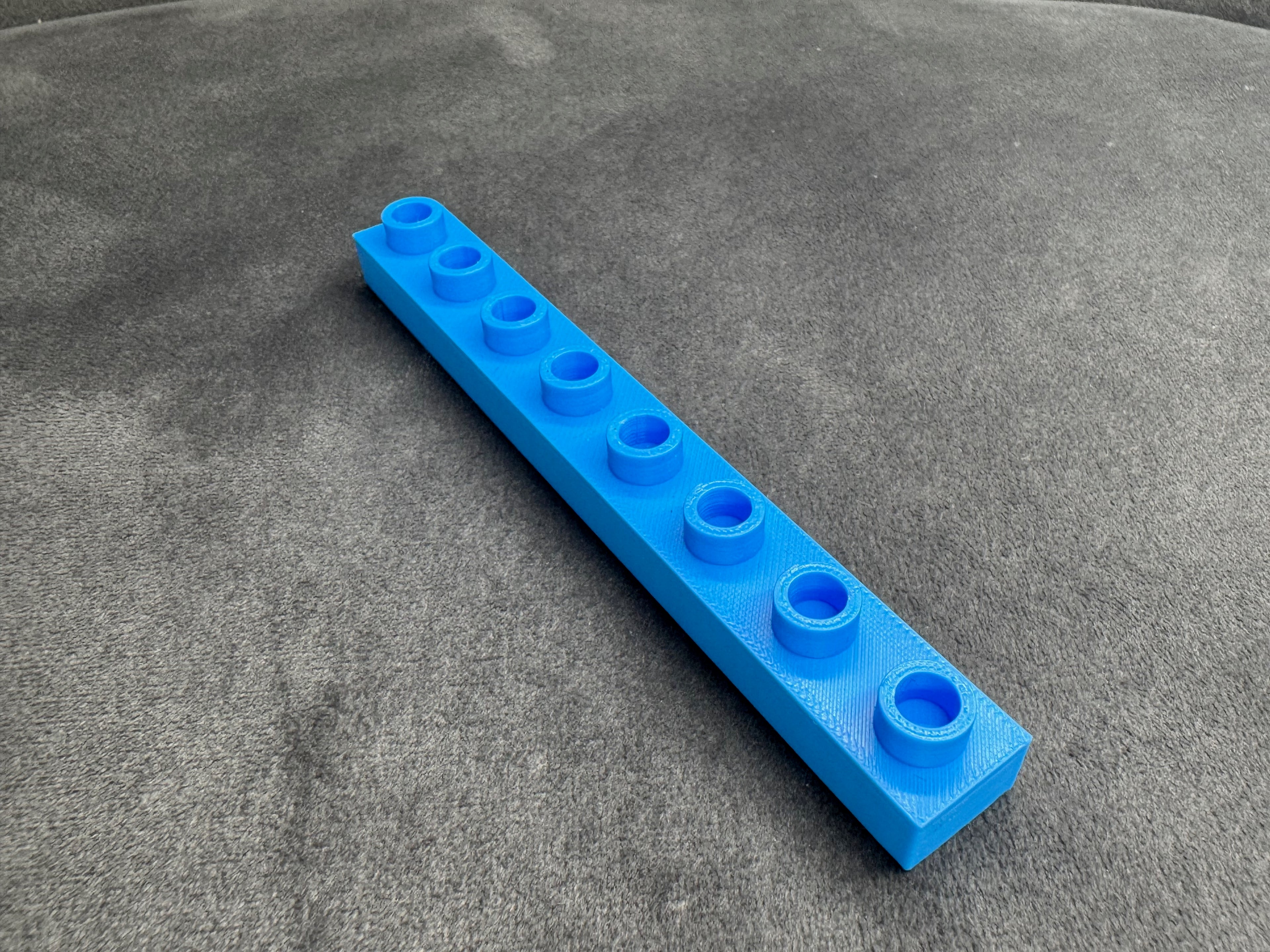 BRICK 1x8 Plate (Duplo Compatible)