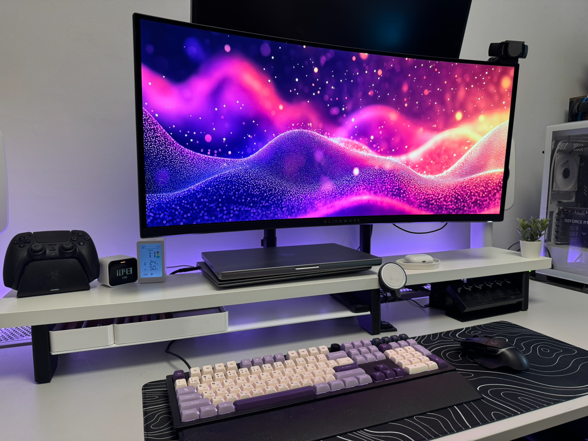 Forgedeck: Custom Desk Shelf
