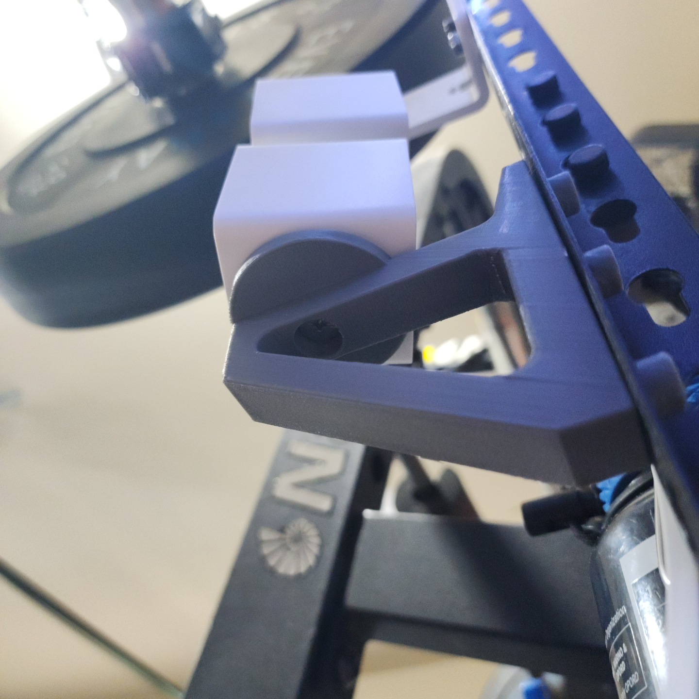 Wyze Cam Pan 3 Keyhole Shelf Mount